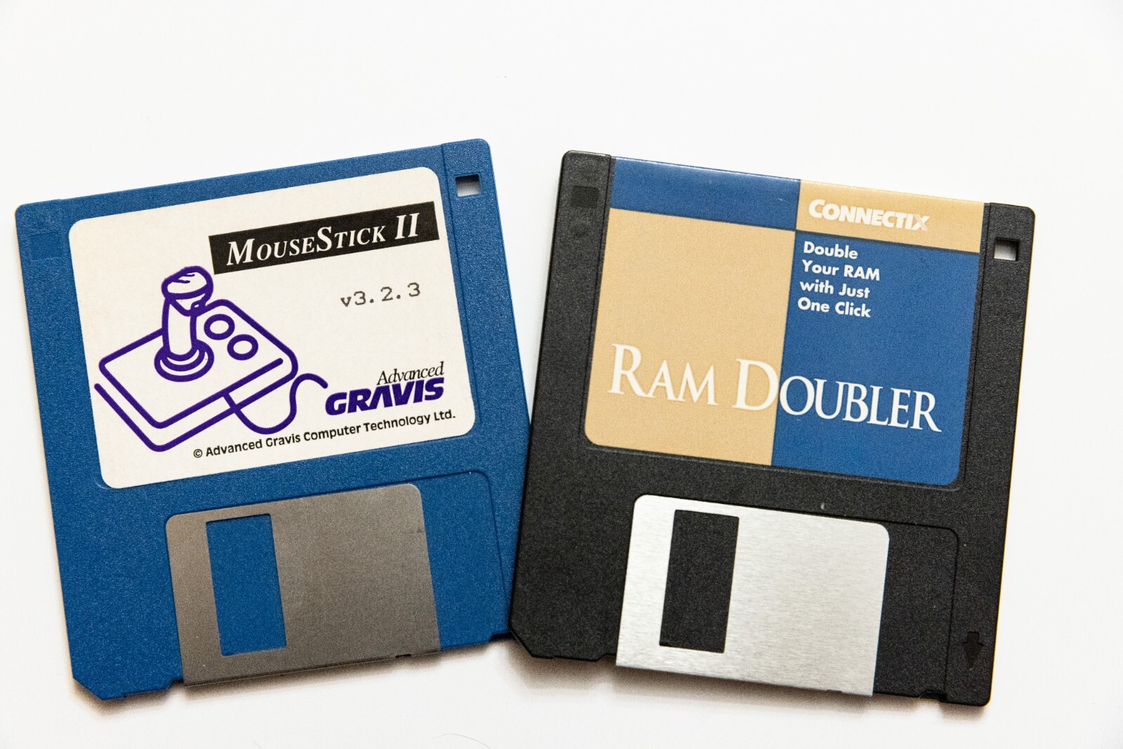 VTG Lot of 2 3.5 Inch Floppy Software Gravis Mouse Stick2 & Ram Doubler