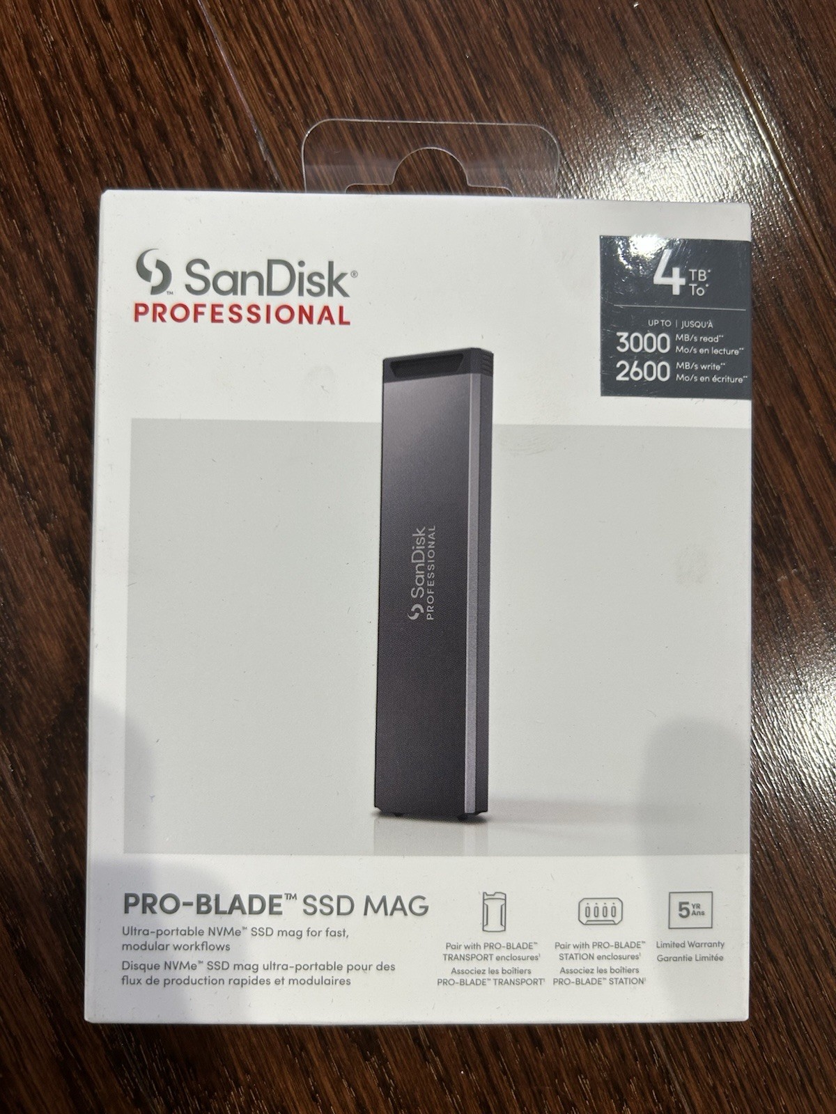 SanDisk Professional 4TB PRO-BLADE SSD Mag Ultra-portable