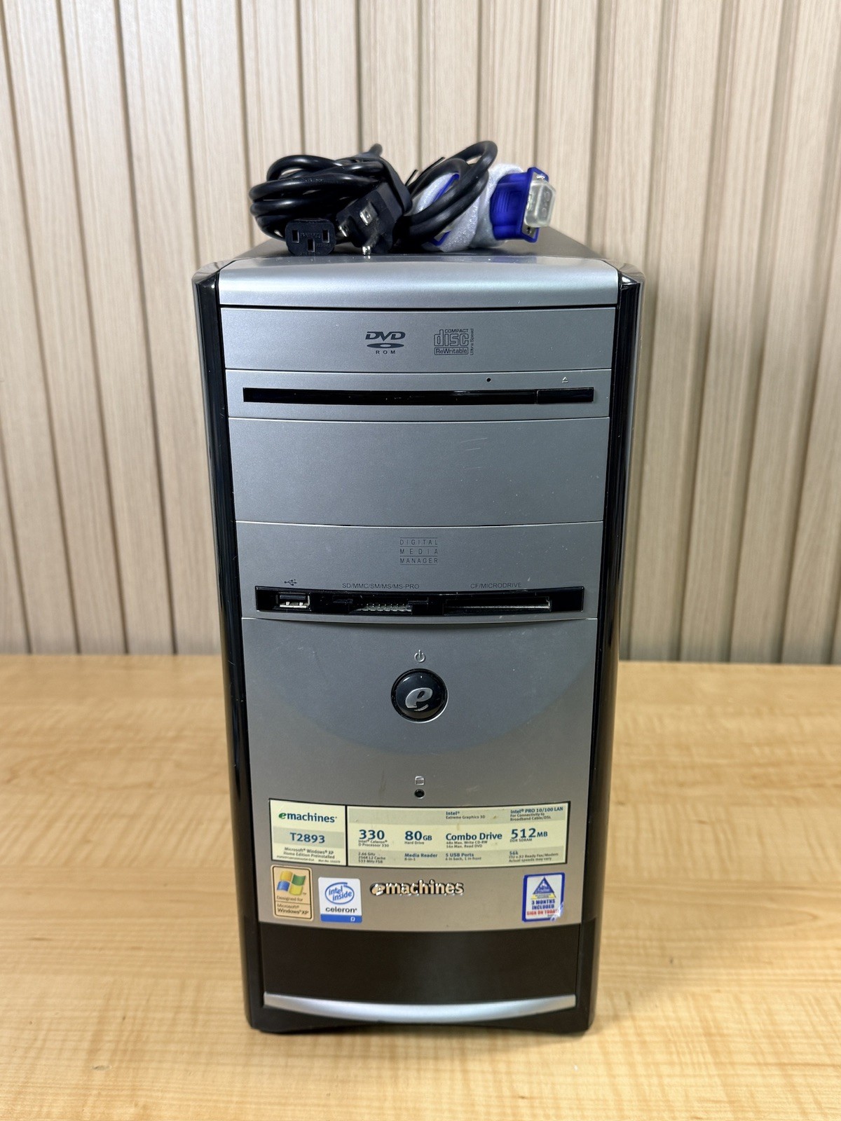 eMachines T2893 Intel Pentium D 2.66GHz 512MB 80gB tested working