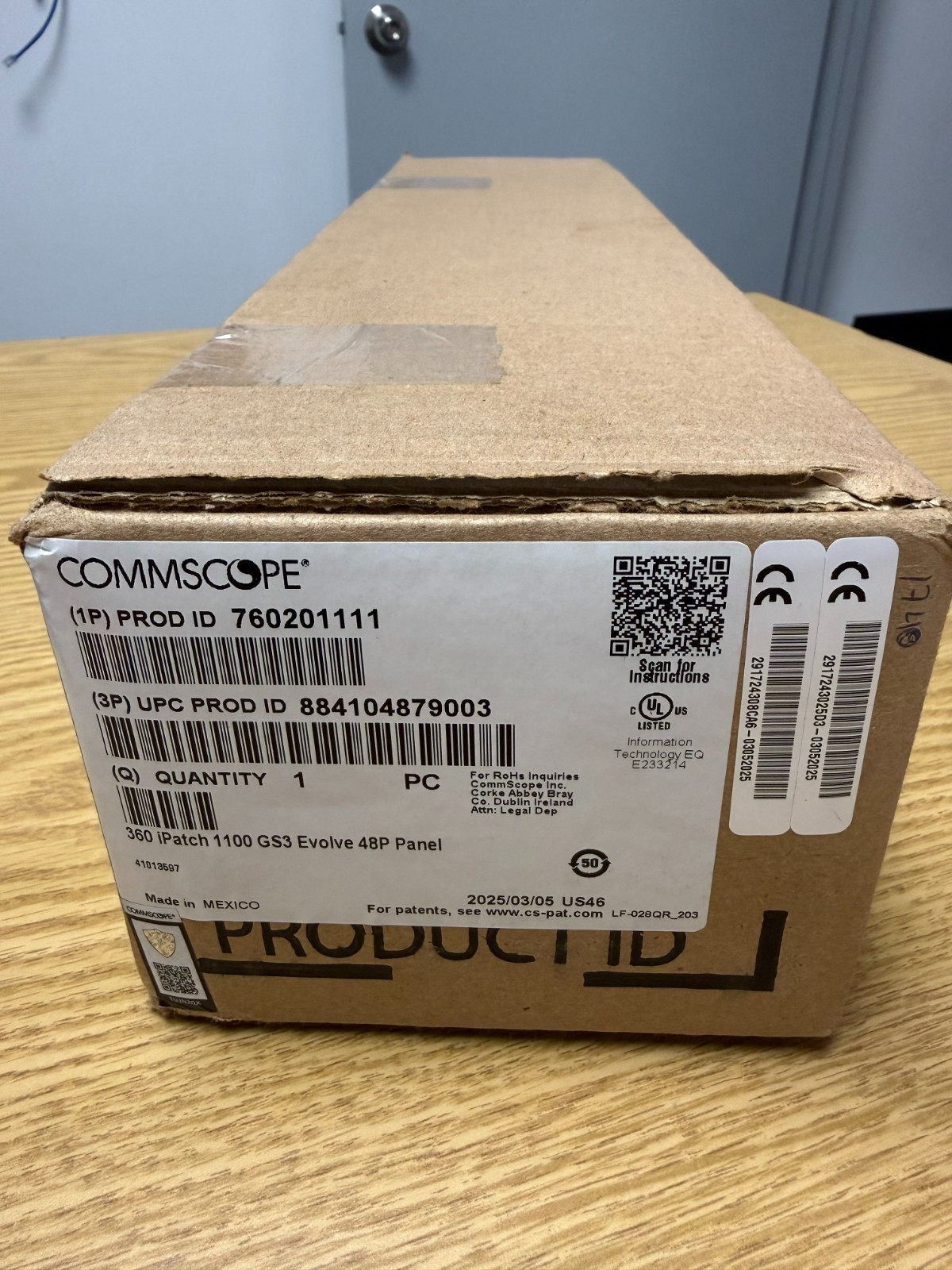 SYSTIMAX 360™ iPatch® 1100GS3 Evolve U/UTP Angled Patch Panel, 48 port 760202549