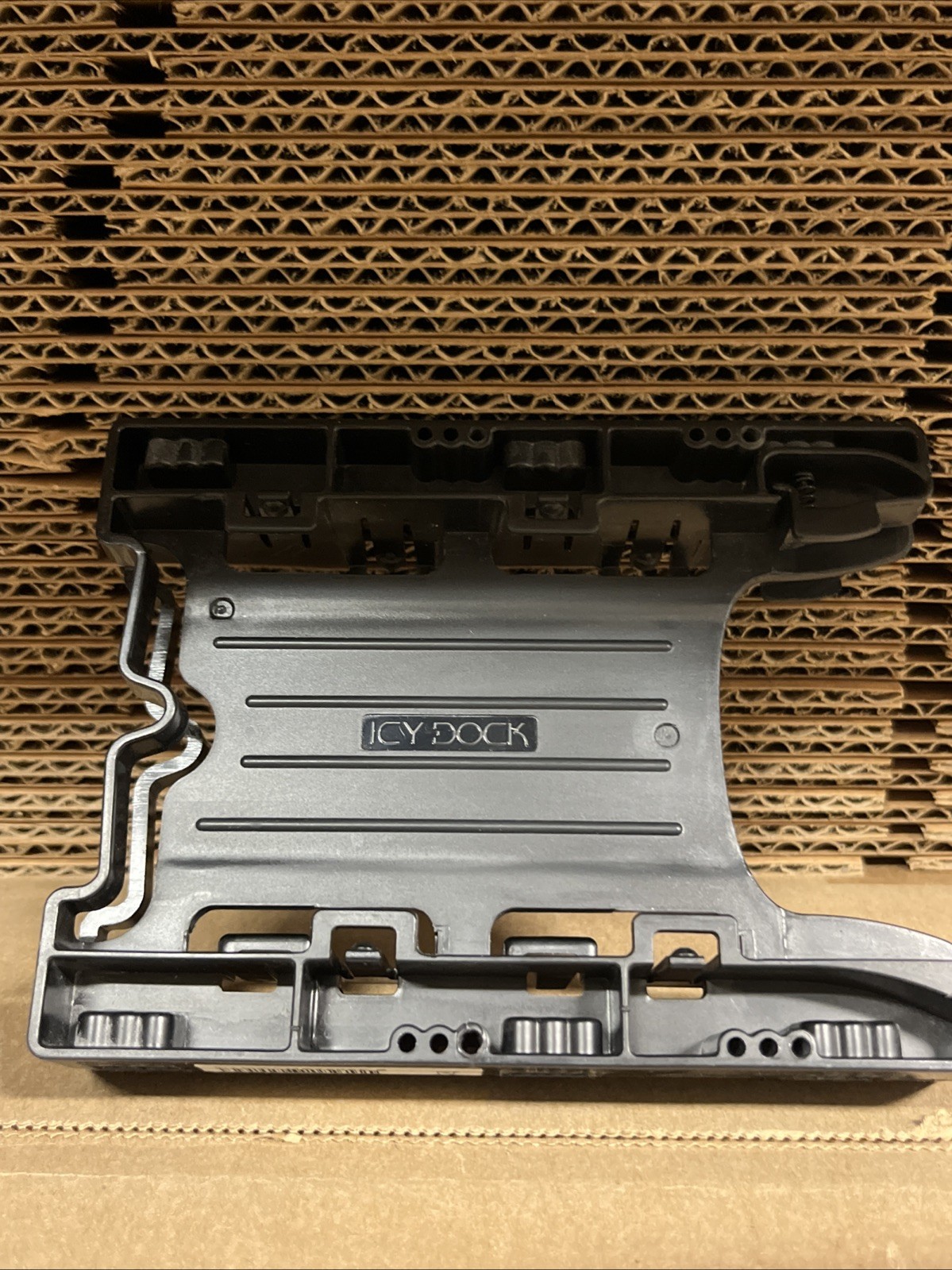 ICY DOCK MB290SP-B EZ-Fit Lite Dual 2.5inch to 3.5 Drive SSD/HDD Mounting Kit
