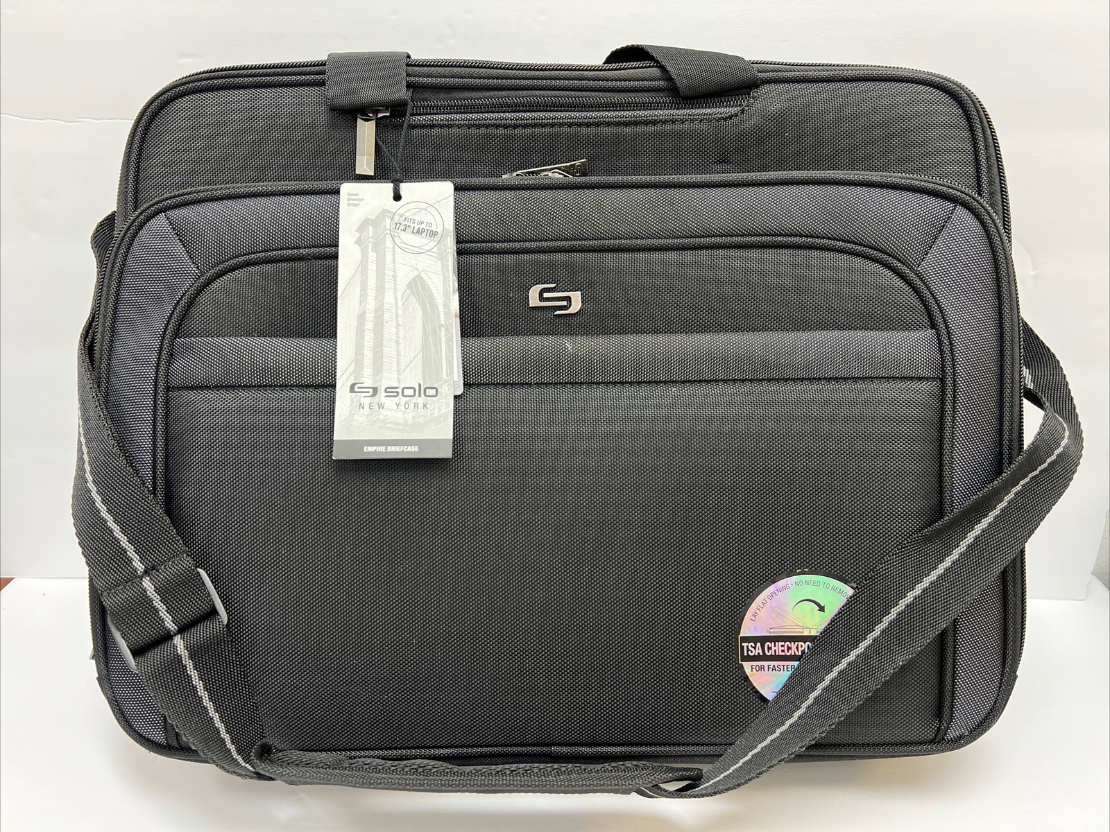SOLO CLA314-4 Pro Checkfast Briefcase 17.3" 17" X 5 1/2" 13 3/4" Black
