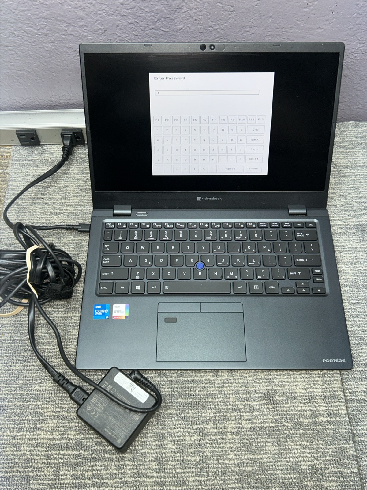 Dynabook X30L-J | i7-1165G7@2.8GHz | 24GB RAM | 500GB SSD | WIN 11 PRO Read 1613