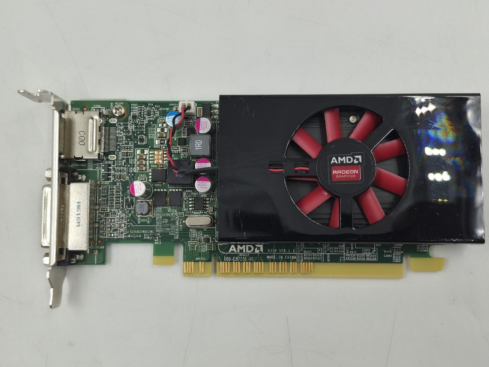 AMD Radeon R7 350X 4GB PCIe x16 DVI DisplayPort Low Profile Graphics Card N81X7