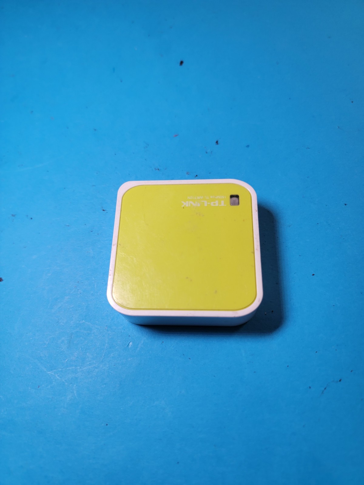 TP Link 150 Mbps Router Model TL-WR702N 