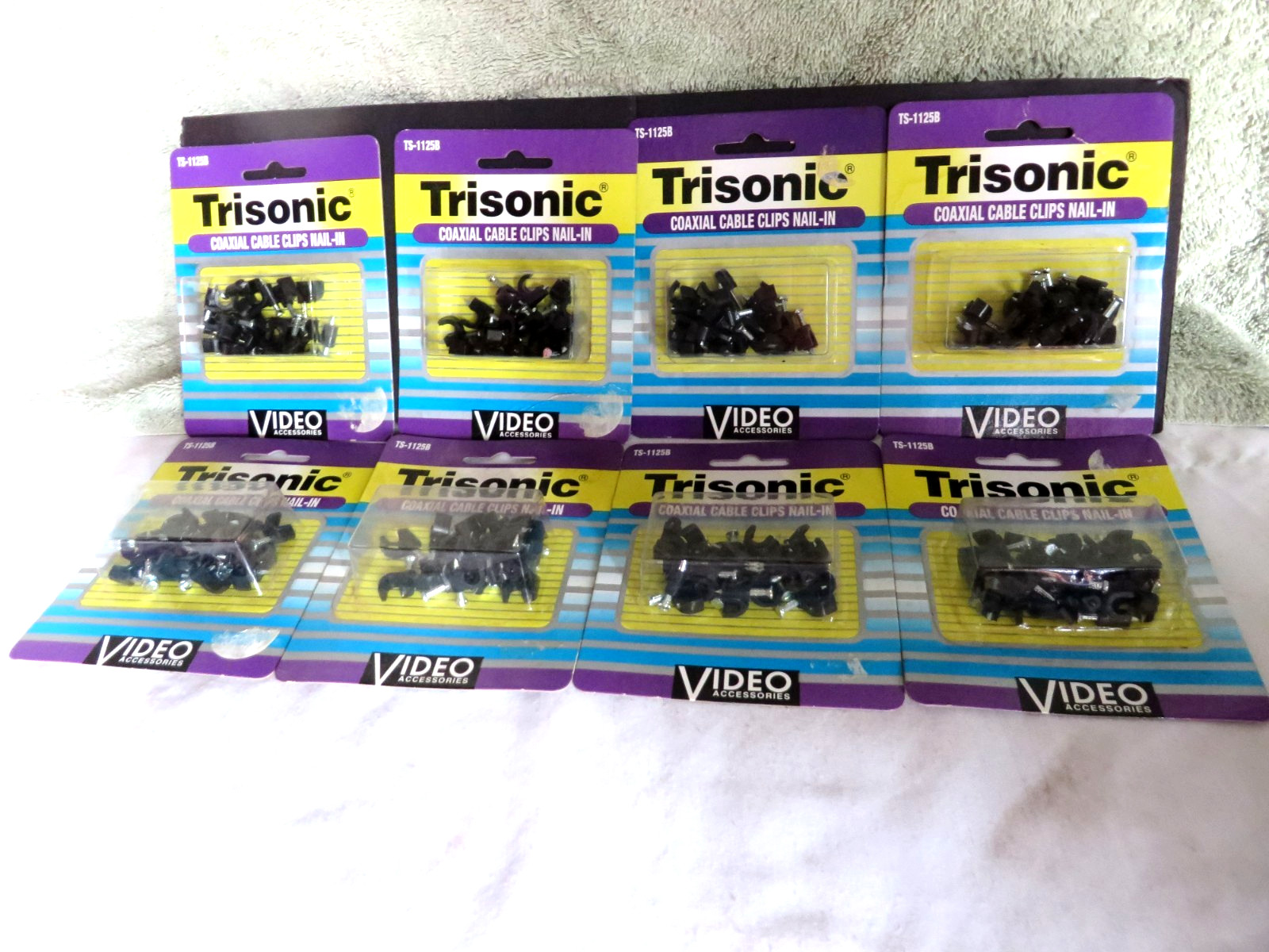 Trisonic coaxial cable clips nail in type 20 pc pack NEW never opened (8 packs)