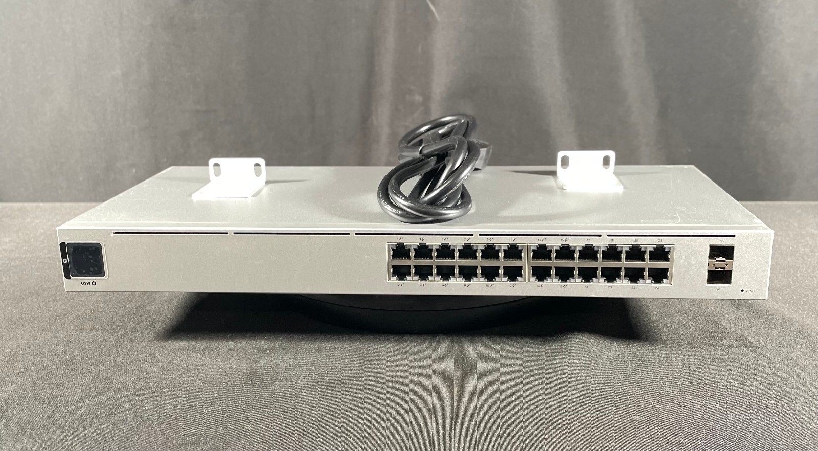 Ubiquiti Networks UniFi USW-24-POE 24Ports PoE 1000Mbps Switch-Same Day Shipping