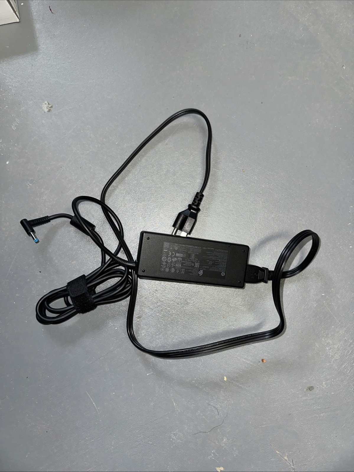 Genuine HP PPP012C-S 90W AC Adapter Charger 19.5V 4.62A OEM Laptop Power Supply