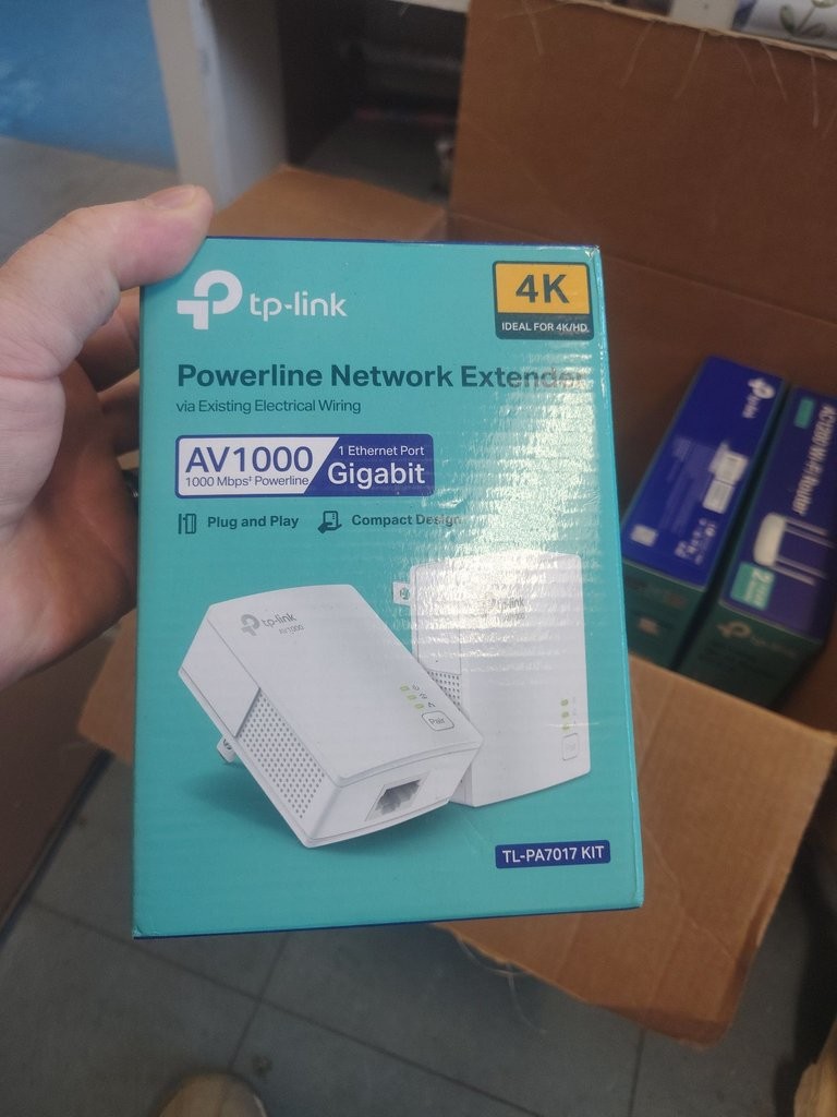 TP-Link TL-PA7017 KIT Powerline Network Extender