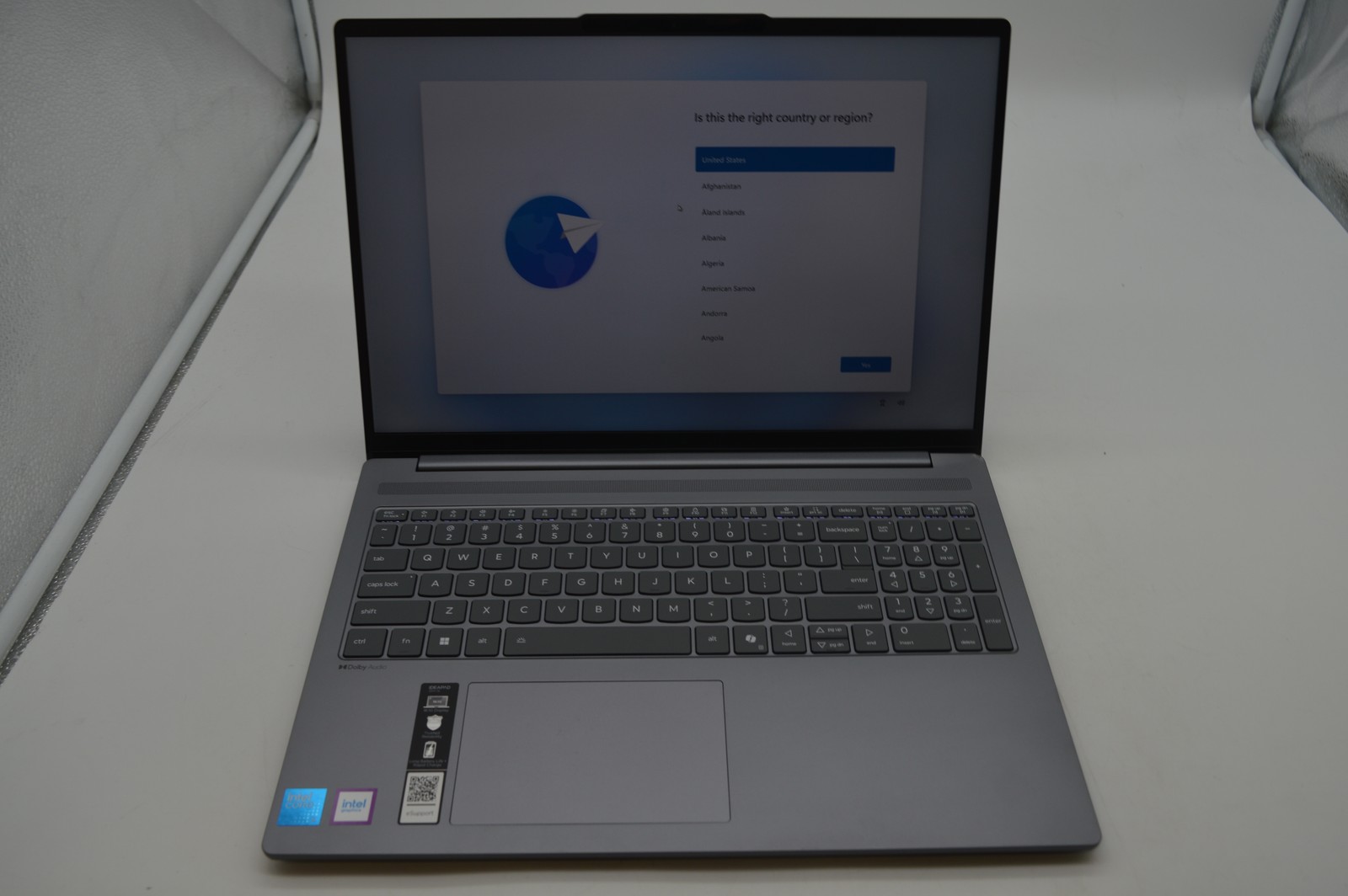 Lenovo IdeaPad Slim 5i 16" Laptop Intel Core 5 2.2GHz 16GB 512GB SSD PC1744491