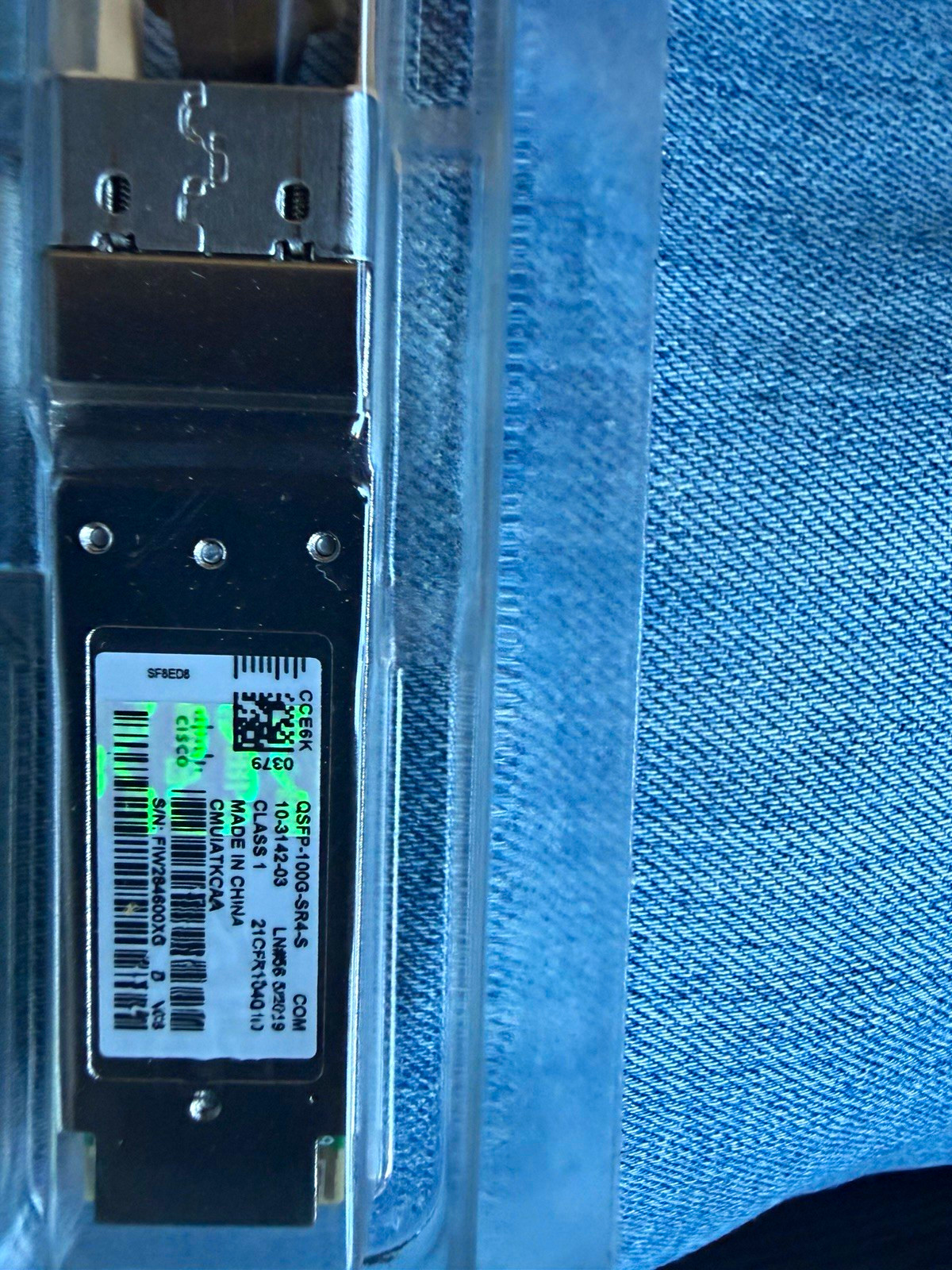 Cisco QSFP-100G-SR4-S QSFP 100Gbps Transceiver Module 1-Port 1 Module