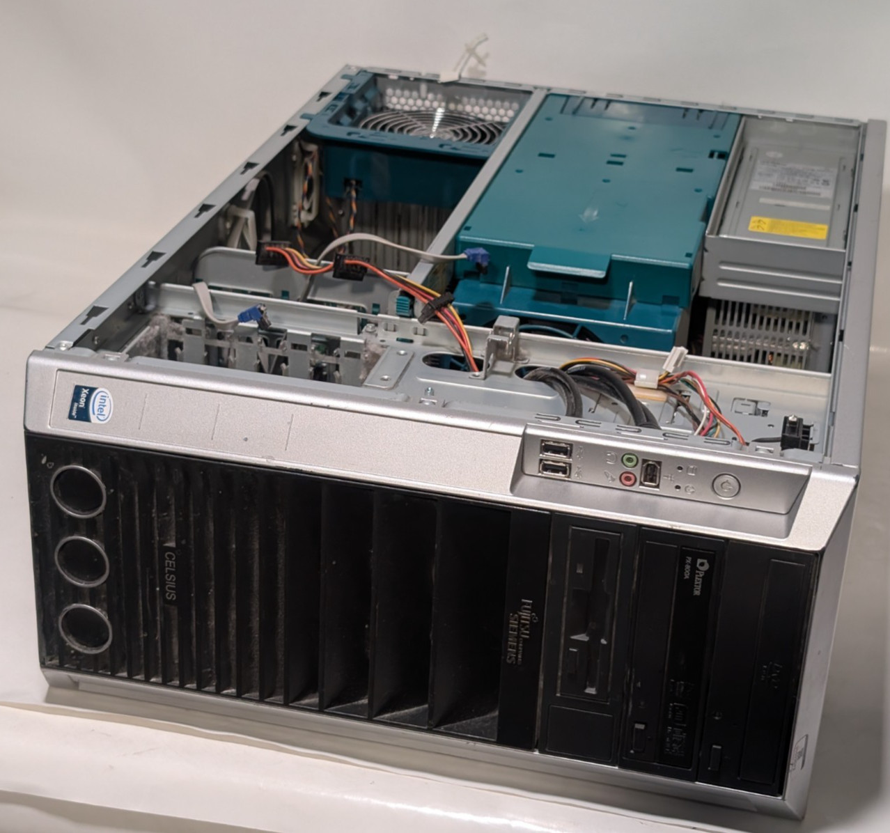 Fujitsu/Siemens Celsius R640 MCLD1808/CUZK991V115FS007 Medical Imaging Computer