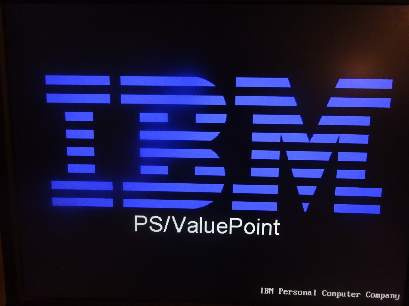 IBM ValuePoint Tower 433DX/T 486DX Windows 95 includes manuals