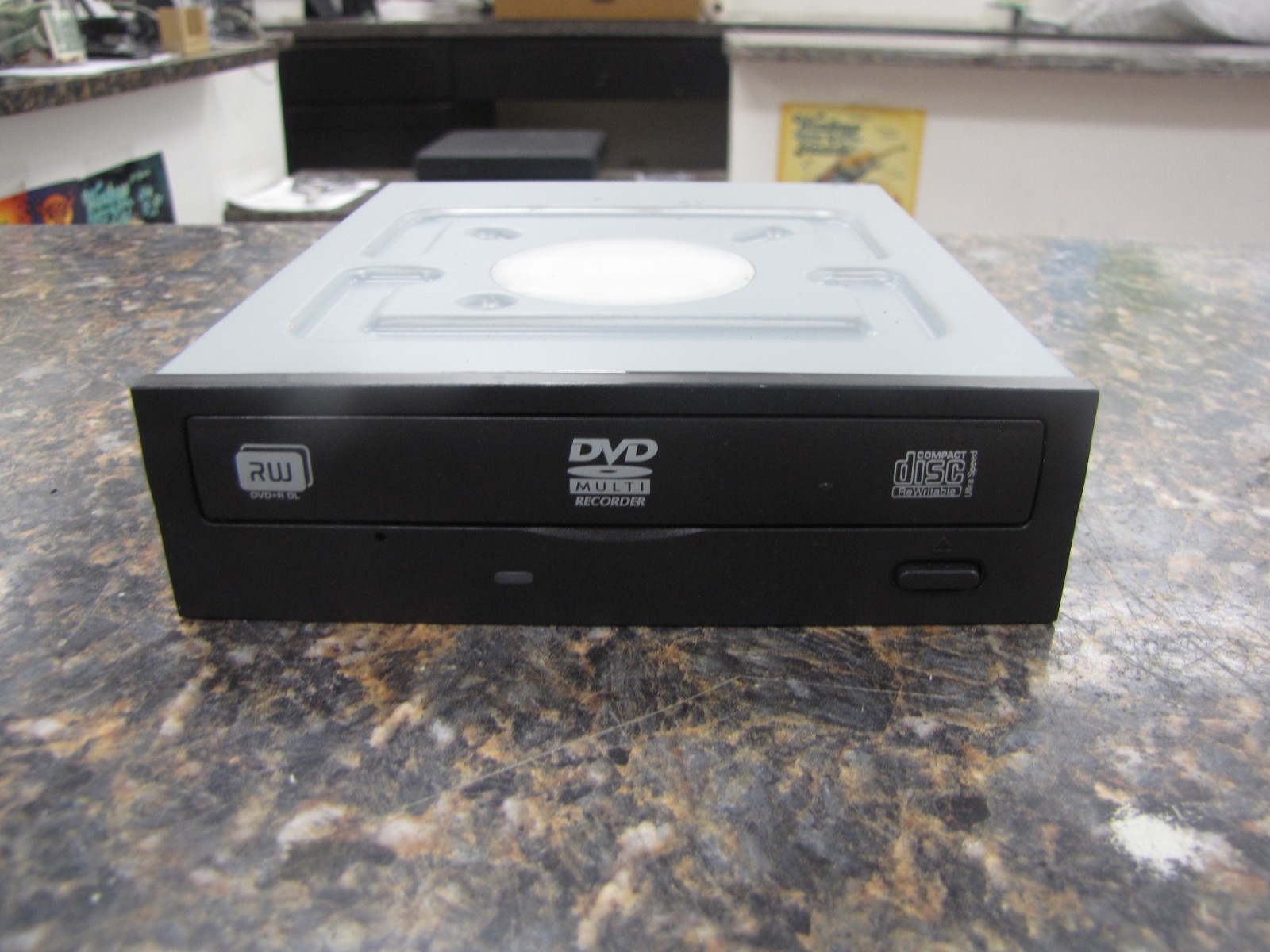 Vintage LITE-ON IT LH-20A1L DVD/CD Rewritable Drive