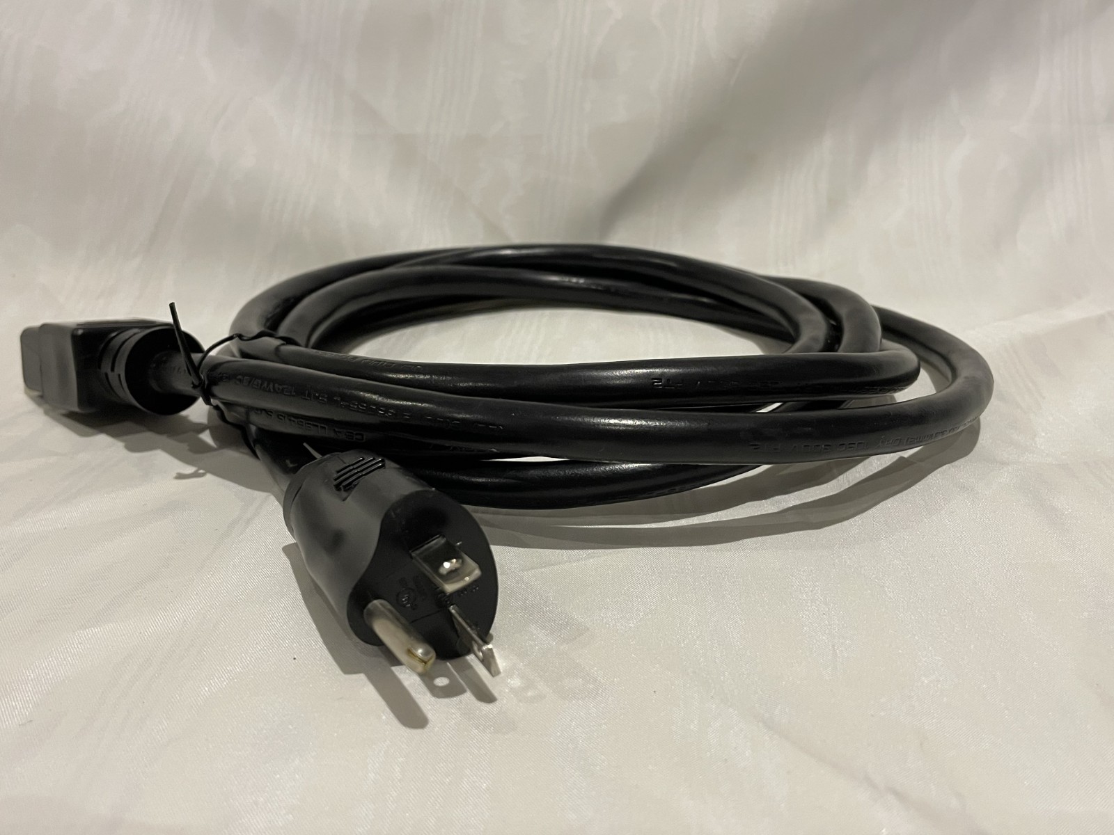 Heavy Duty Power CORD 12AWG 5-20P - 320-C19 8.2' by Qualtek NEMA 5 -20P, 12AWG