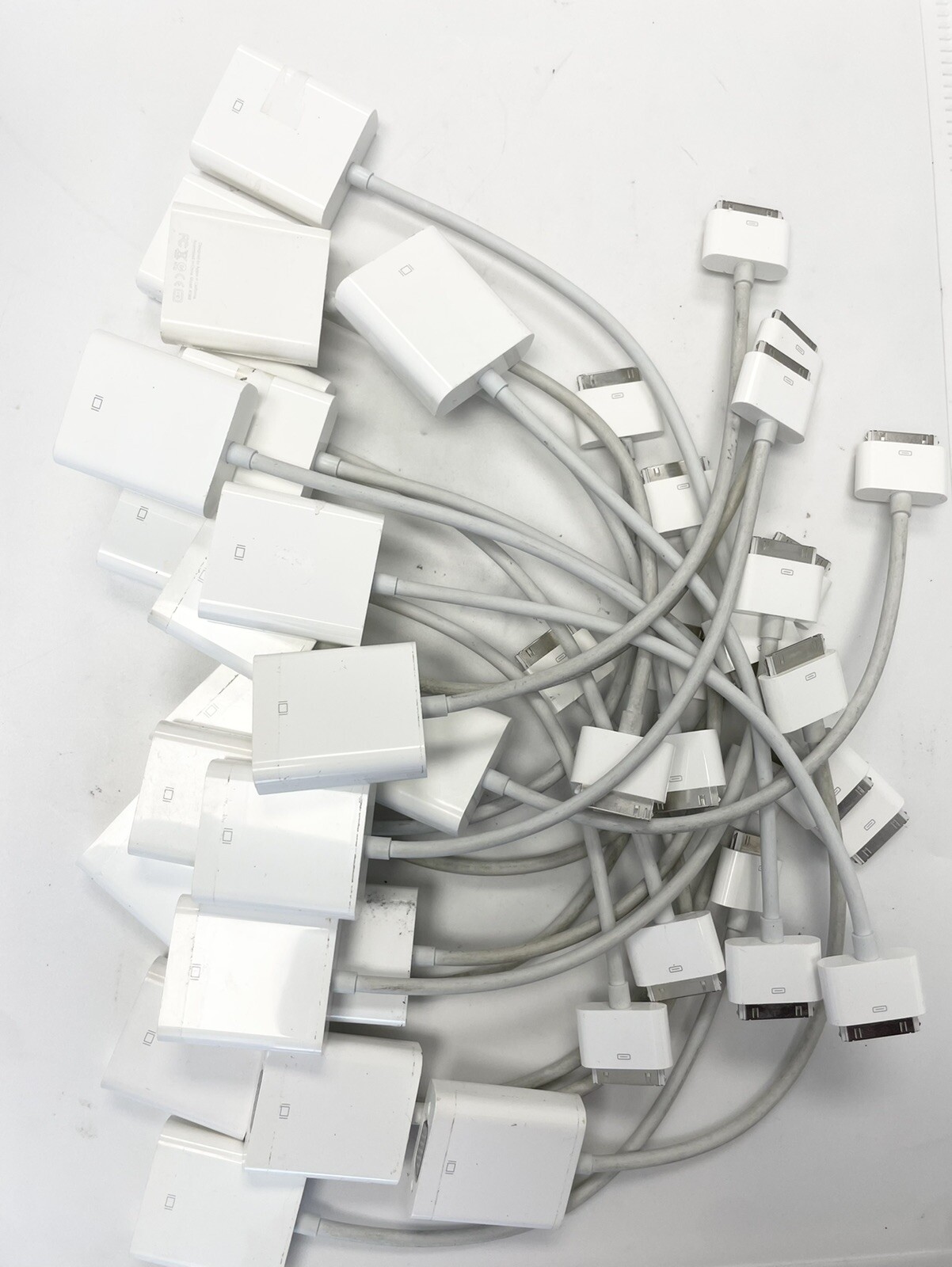 Lot of 20x Genuine Apple 30 Pin to VGA Adapters | Model: A1368