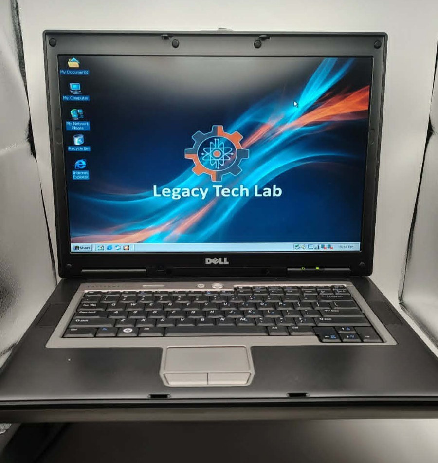 Vintage Dell Laptop Windows 2000 2GB 120GB | RS232 Serial Com Port | New Battery