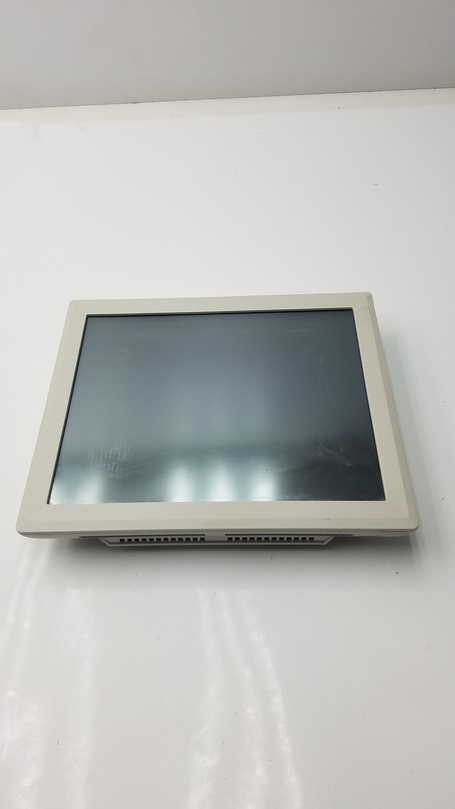 Tyco Electronics ET1729L-7UWA-1-RTMD-G Touchscreen Monitor