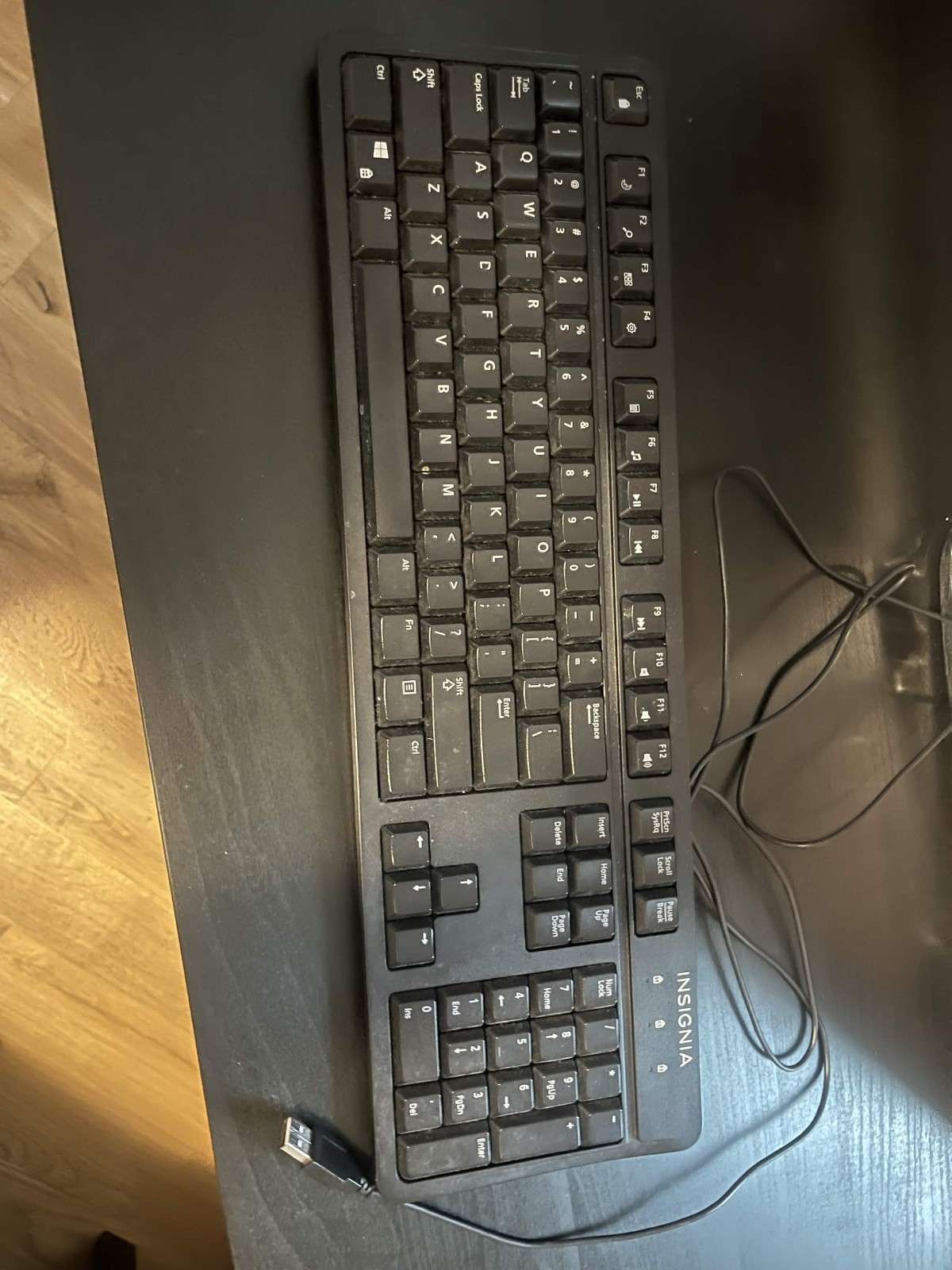 Insignia NS-PNK8001 Full-Size Wired USB Keyboard Black