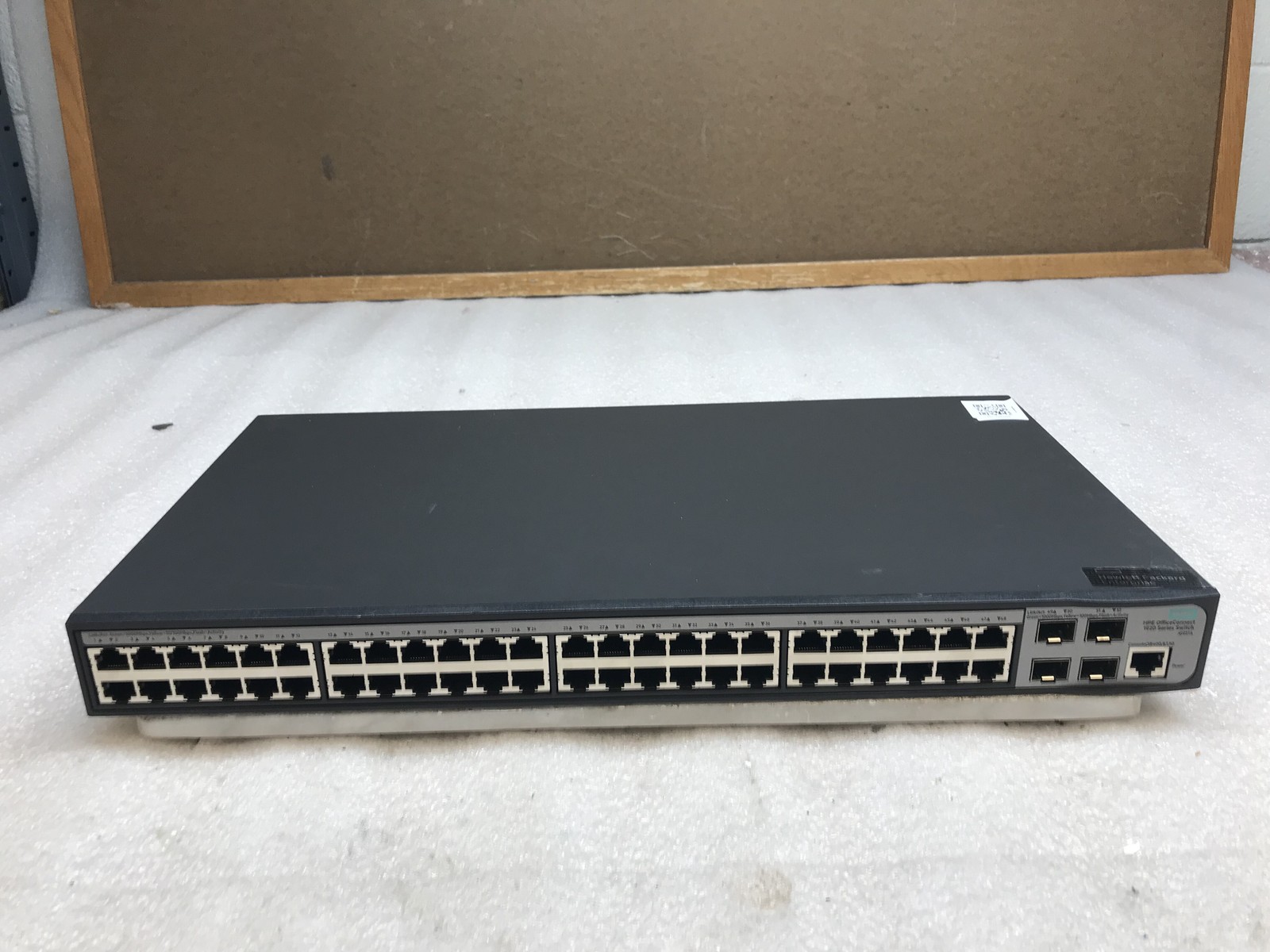 HPE 1920 24G PoE+180W Office Connect 1920 Series Gigabit Switch JG925A w/ Power