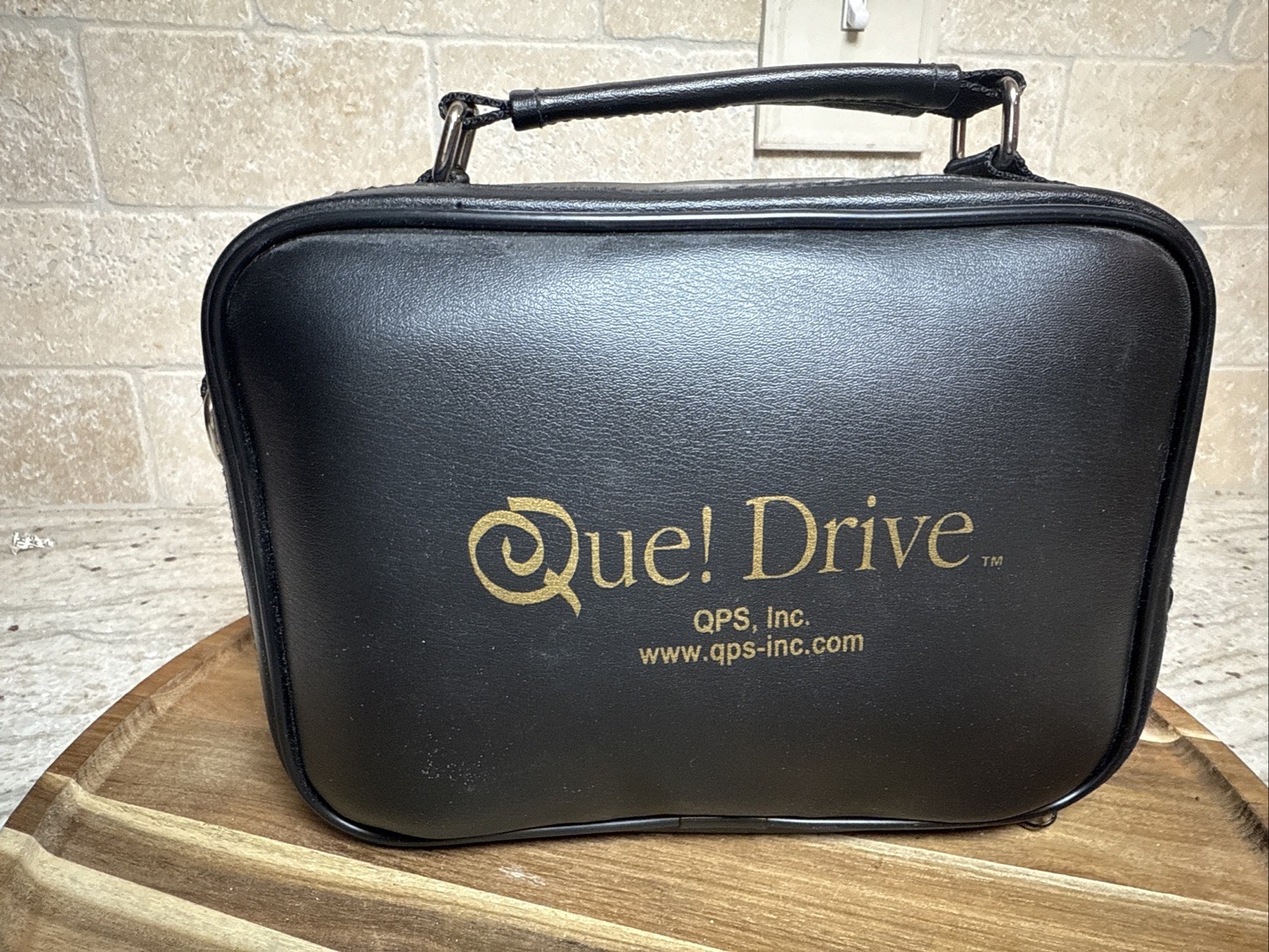 Que Fire Drive QPS-525 External 12x 10x 32x CD-USB W/ Case + Power Cord
