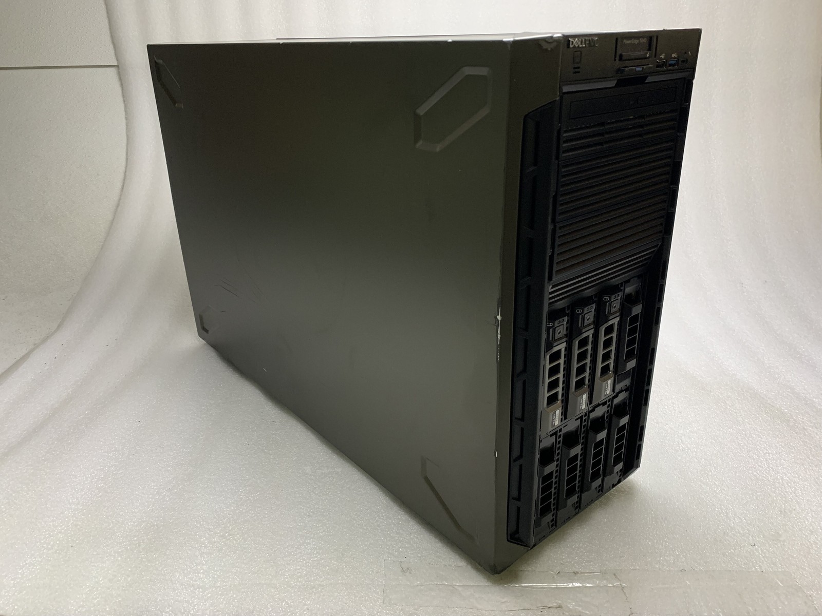 Dell PowerEdge T640 Intel Xeon Bronze 3104 1.7GHz 16GB RAM 3TB HDD NO OS