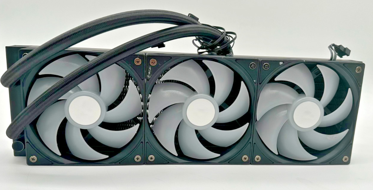 GAMDIAS AURA AMD GL360 V2 ARGB 360MM AIO LIQUID CPU COOLER /GOOD