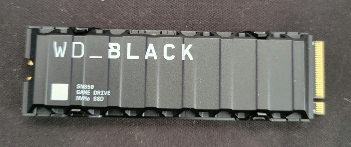 Western Digital Black SN850 2TB M.2 NVMe Internal SSD – Excellent Condition