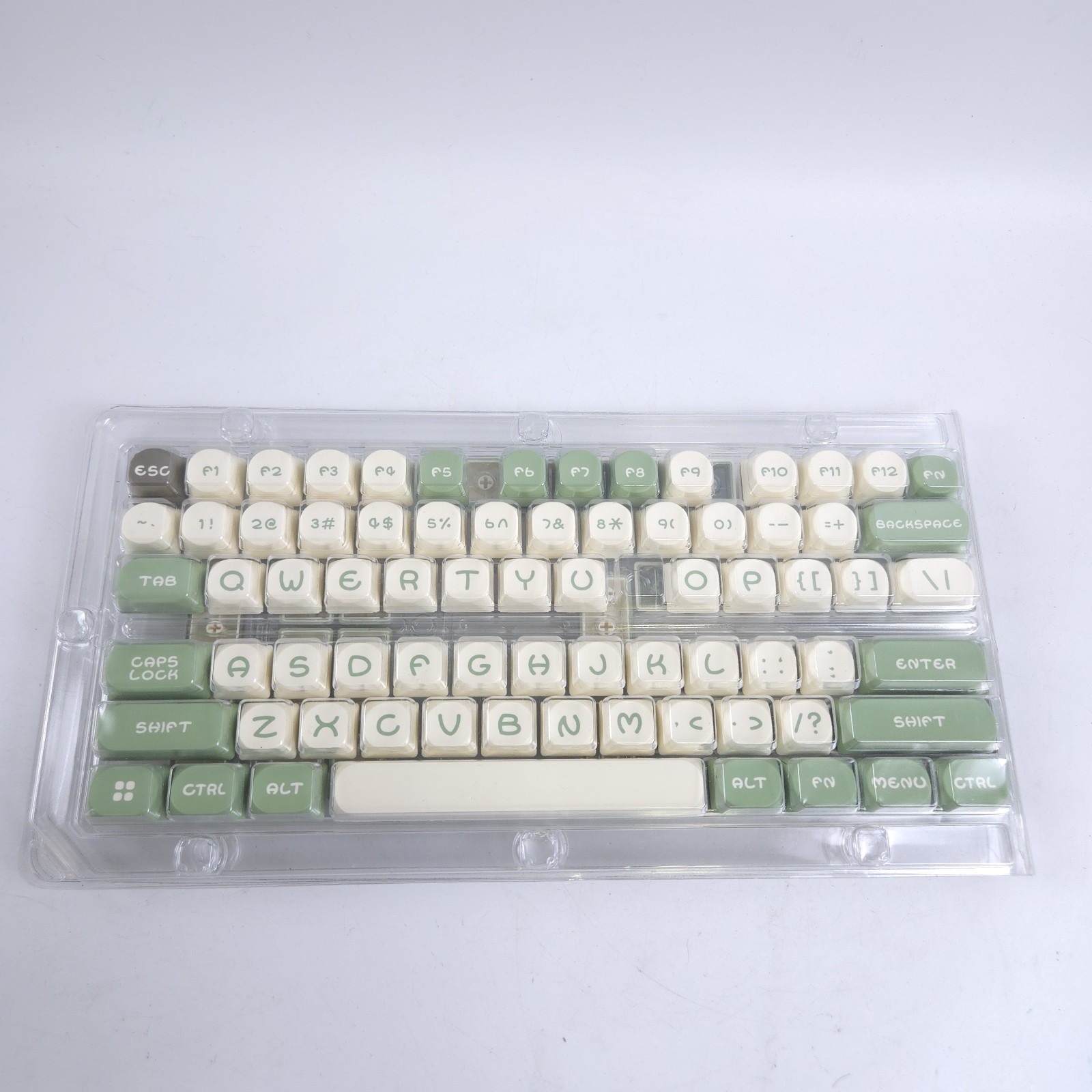 *Missing Letter "I" Double Shot PBT Cherry Profile Keyboard Keycaps Matcha Green