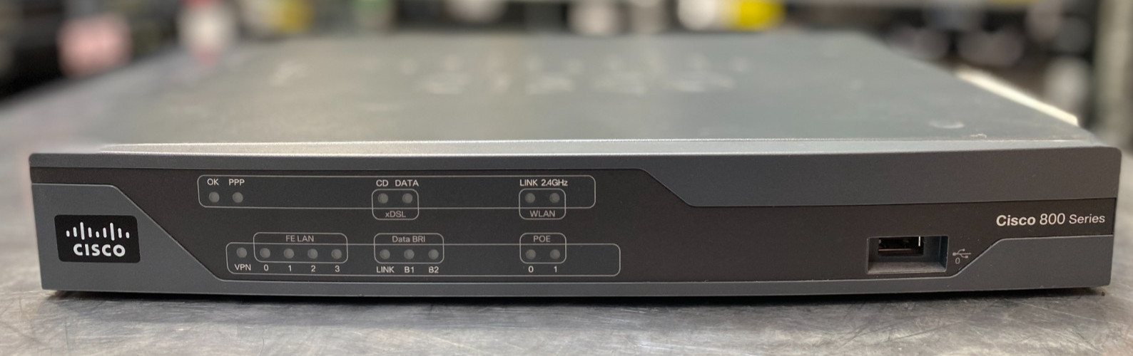 Cisco 888-SEC-K9 V01 4-Port 10/100 LAN Integrated Service ISR Router