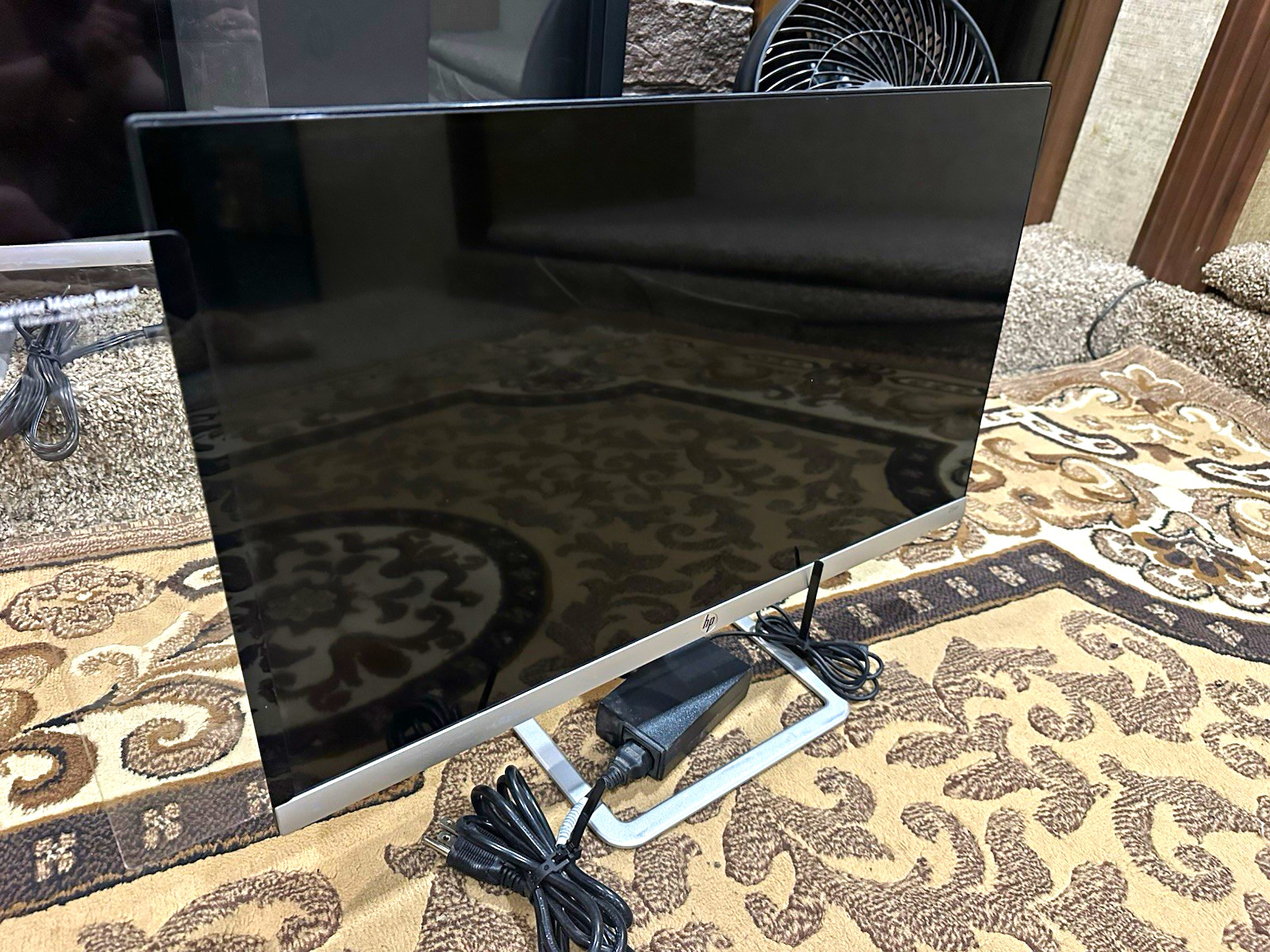 HP Pavilion 27xi 27in IPS LED 1080p 60Hz Slim Bezel Anti-Glare HDMI