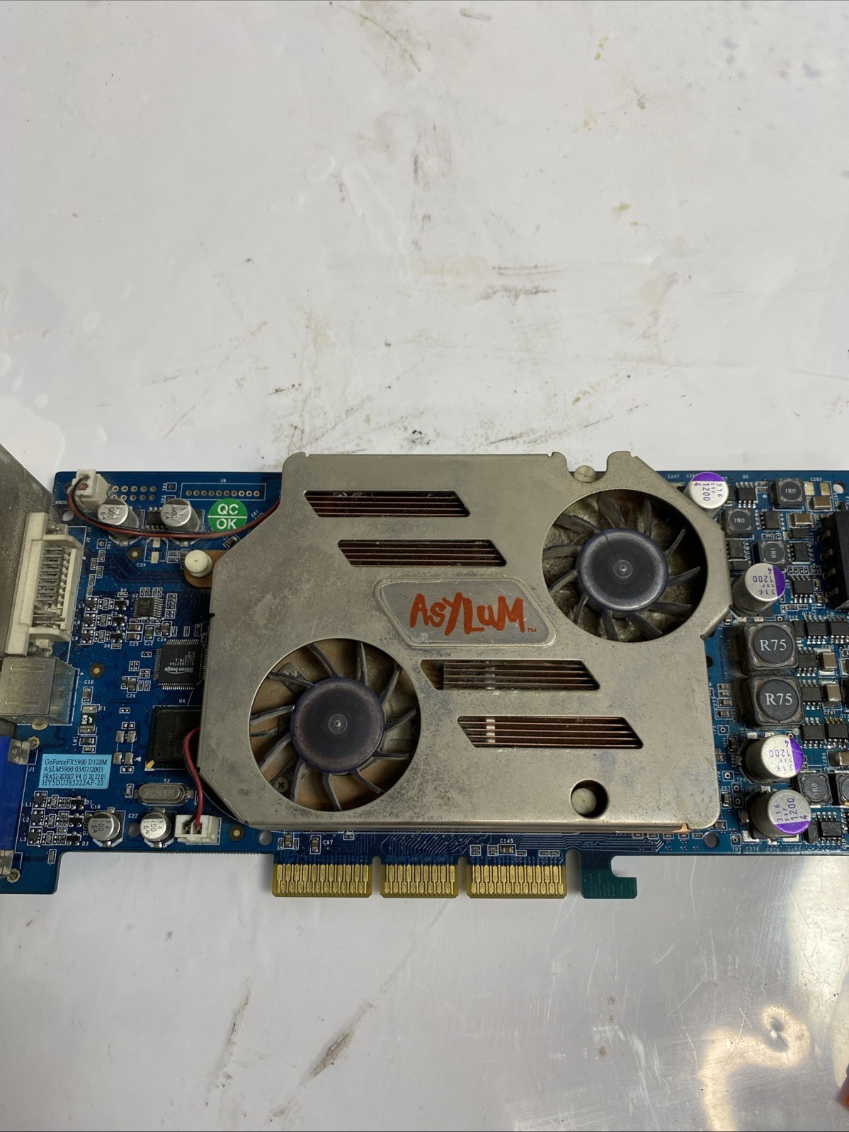 BFG Technologies Asylum GeForce FX 5900 - Retro GPU Only One Fan Spins