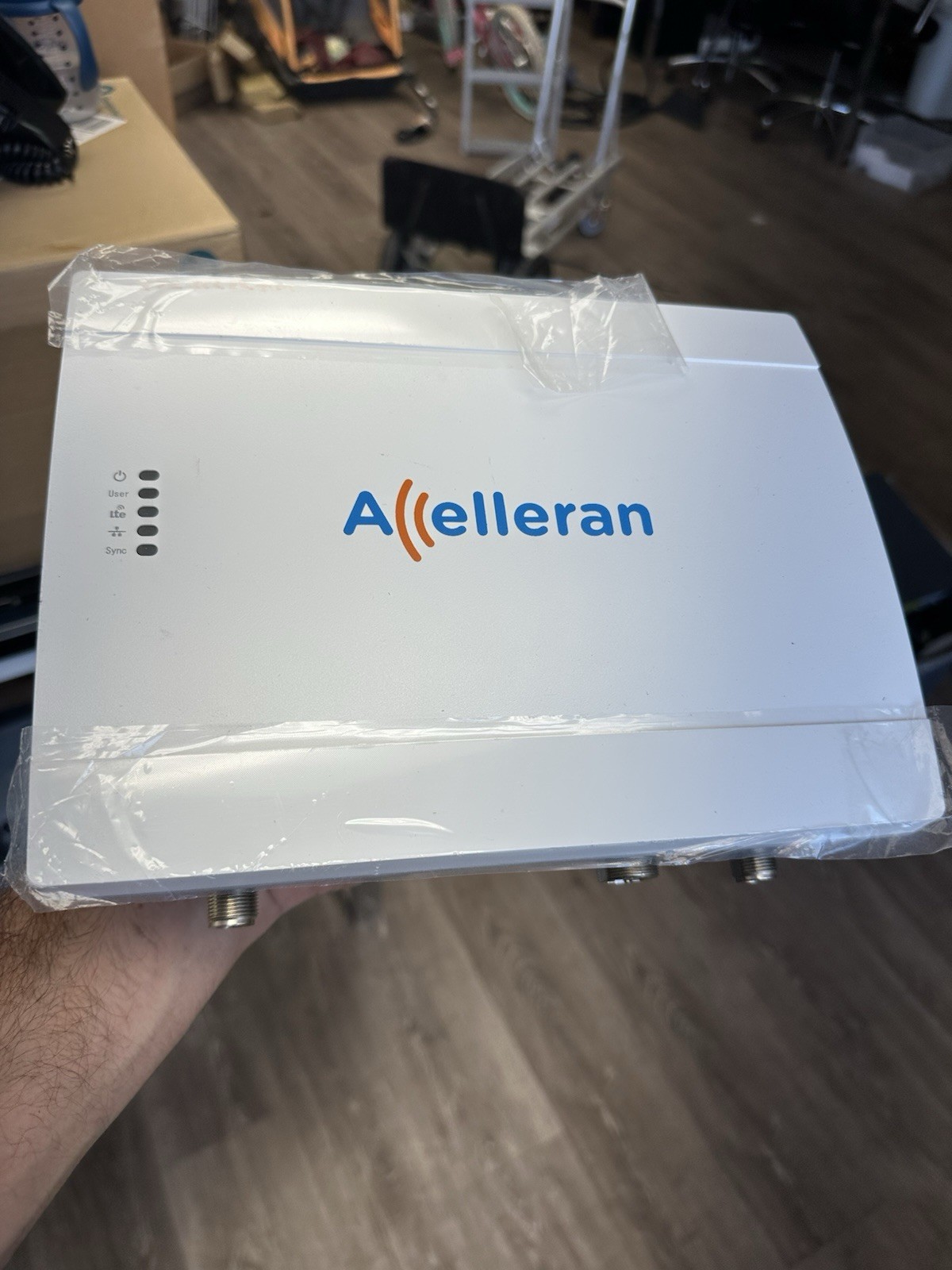 Accelleran WLTGFC-105 B48 LTE Band 48 CBRS Wireless Telecom Unit 56V New Surplus