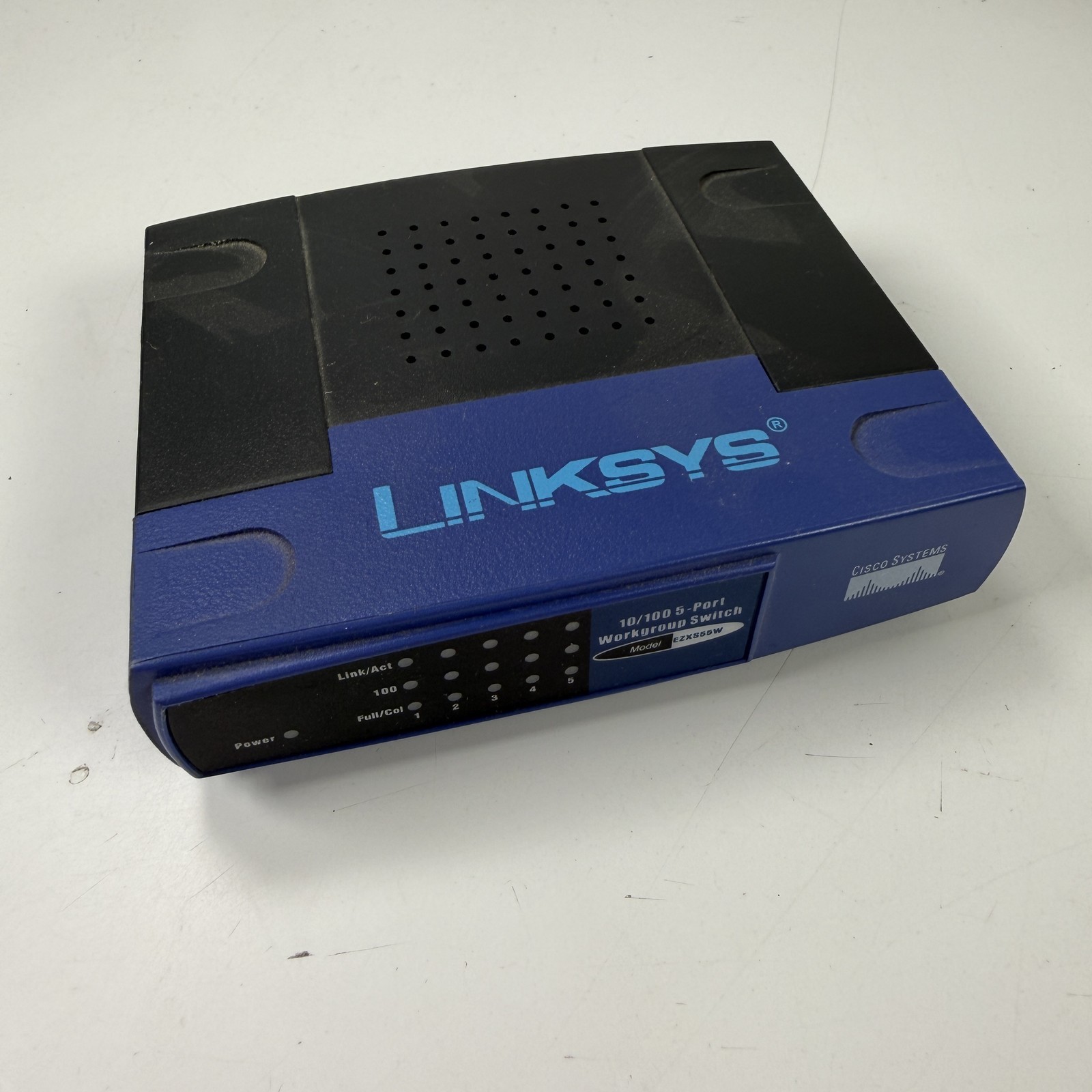 Linksys EZXS55W 5-Port 10/100 Workgroup Switch Ethernet Hub