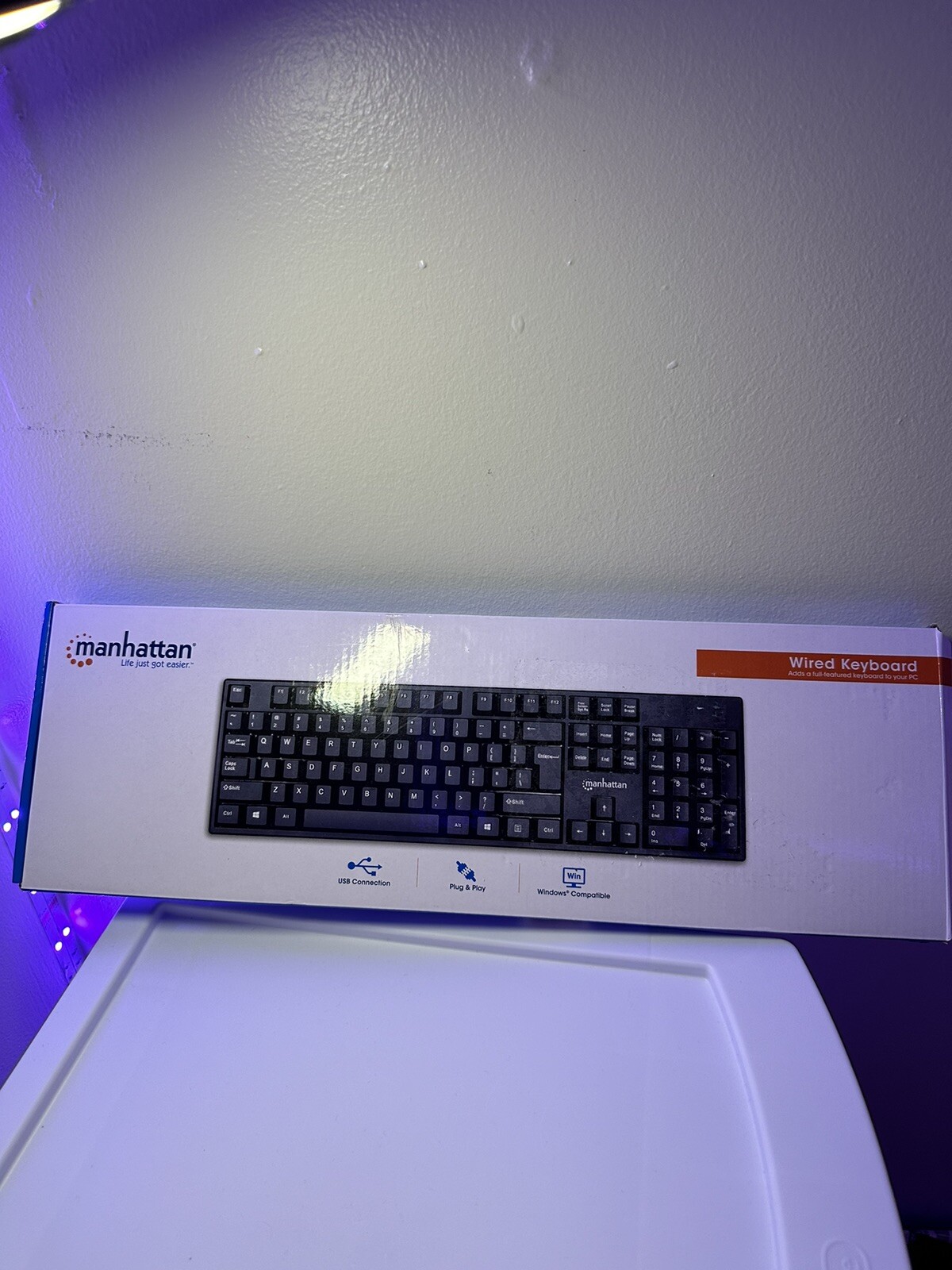 Manhattan 104-key Black Wired Keyboard with Built-in 5 ft. (1.5 m) USB-A Cable