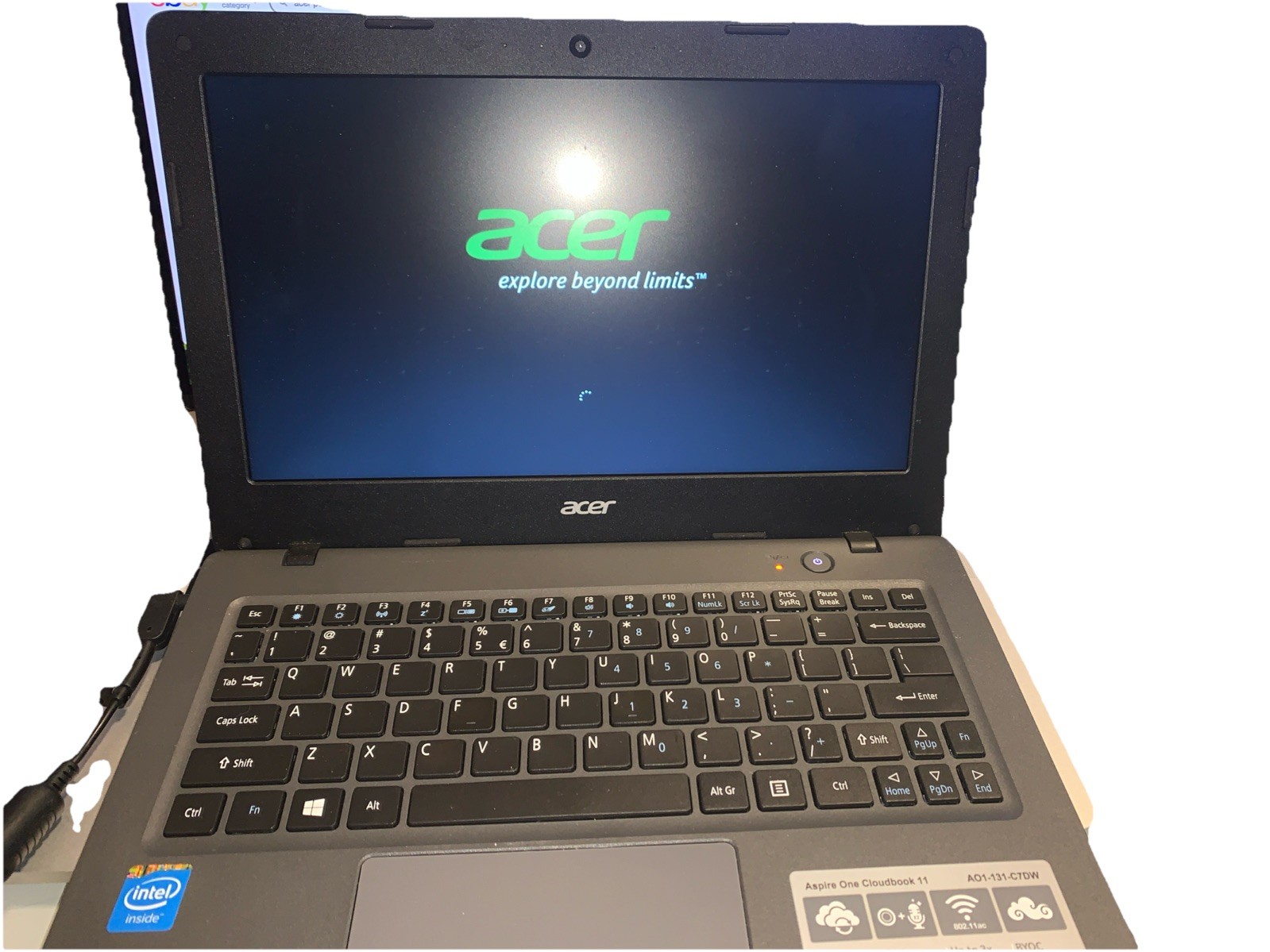 Acer Aspire One Cloudbook 11 11.6" Intel Celeron Windows 10 with protective case