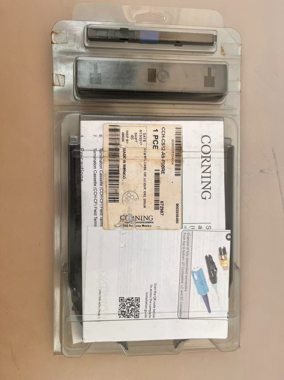 Corning CCH-CS12-A9-P00RE Pigtailed Splice Cassette 12 F, LC-DUP, SM, OS2