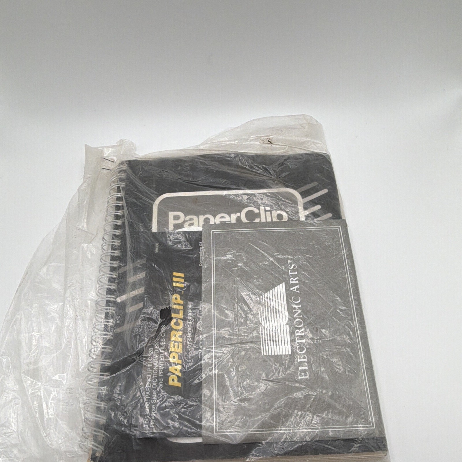 Electronic Arts PaperClip III Vintage User Manual Spiral Binder Booklet W/ Disk