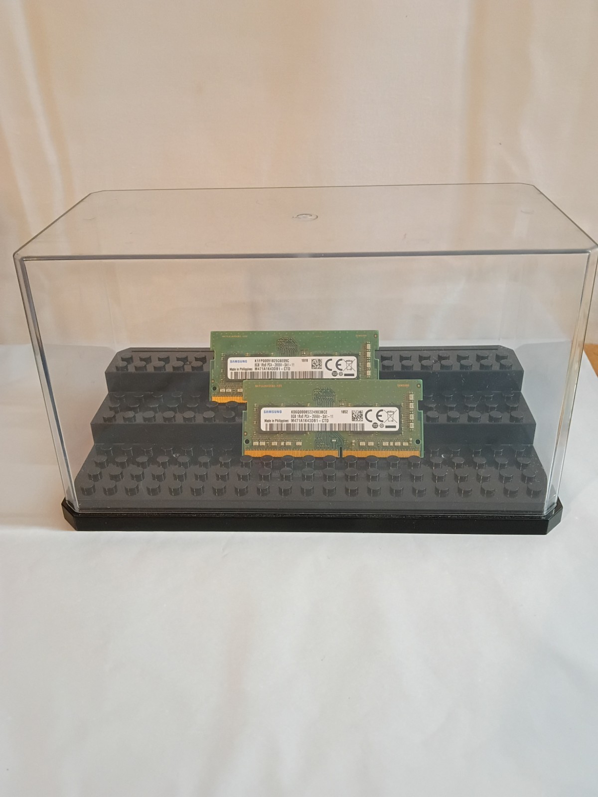 Samsung 16GB (2x 8GB) PC4-2666V DDR4 SODIMM RAM Memory M471A1K43DB1-CTD