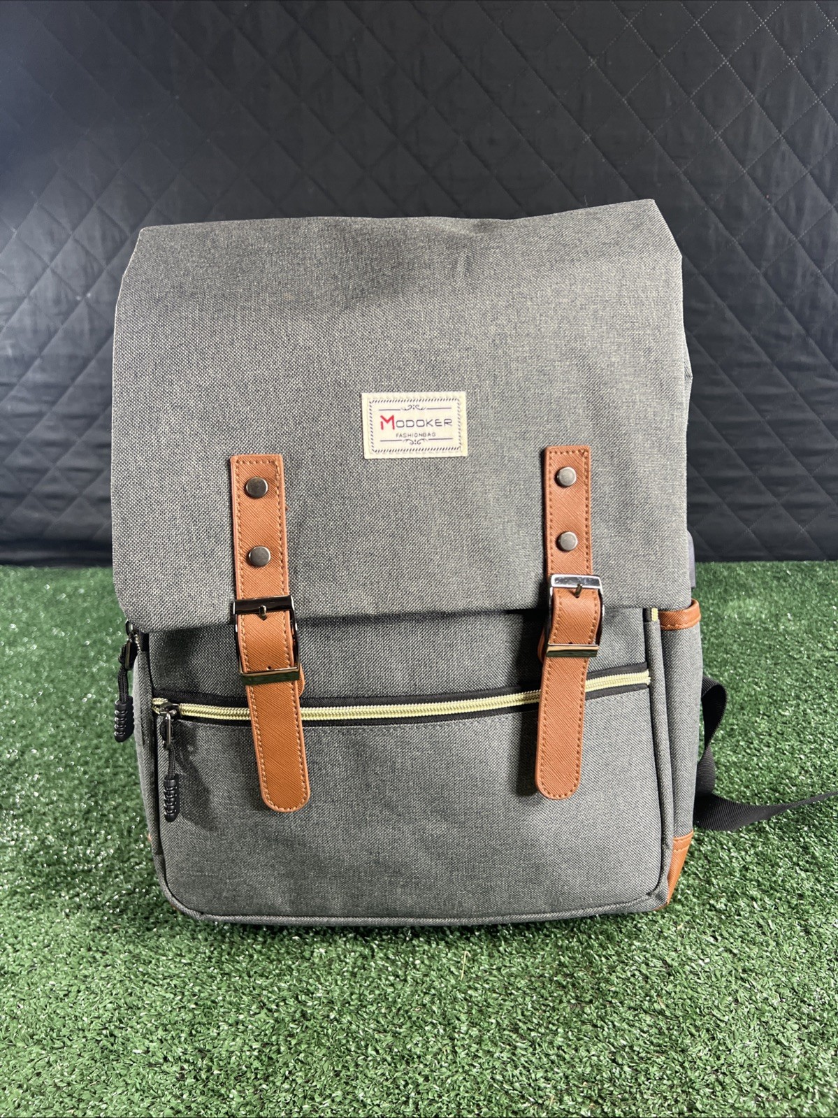 Modoker Laptop Backpack Fashion Bag w/ USB Charging Gray