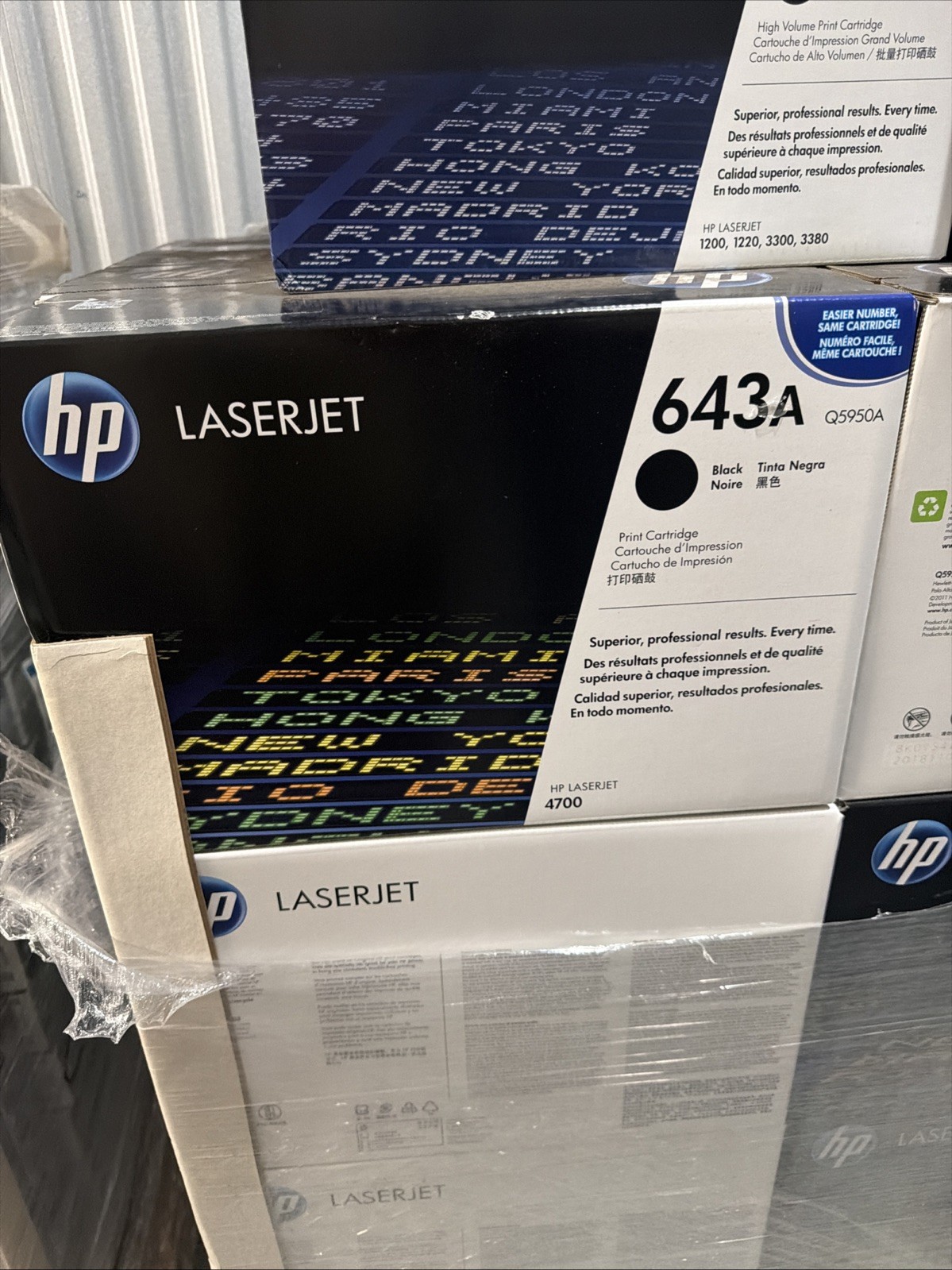 Lot Of 100 Pcs. Of Genuine HP 643A - Q5950A Black Toner Cartridges - Brand New