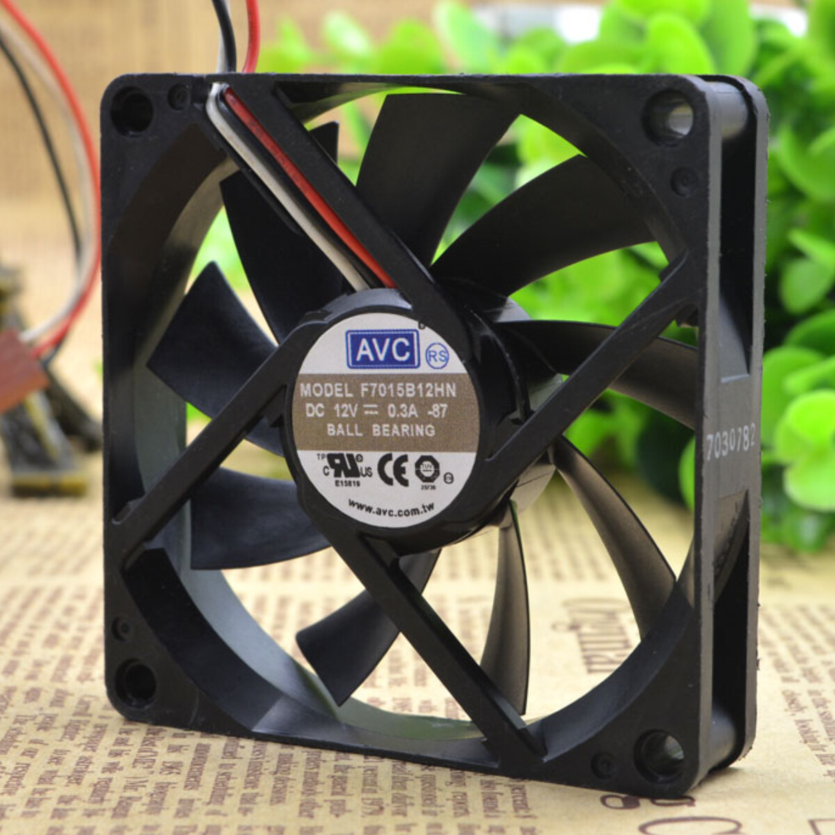 AVC F7015B12HN 7CM 12V 0.3A 7015 CPU Mute 3-wire Cooling Fan