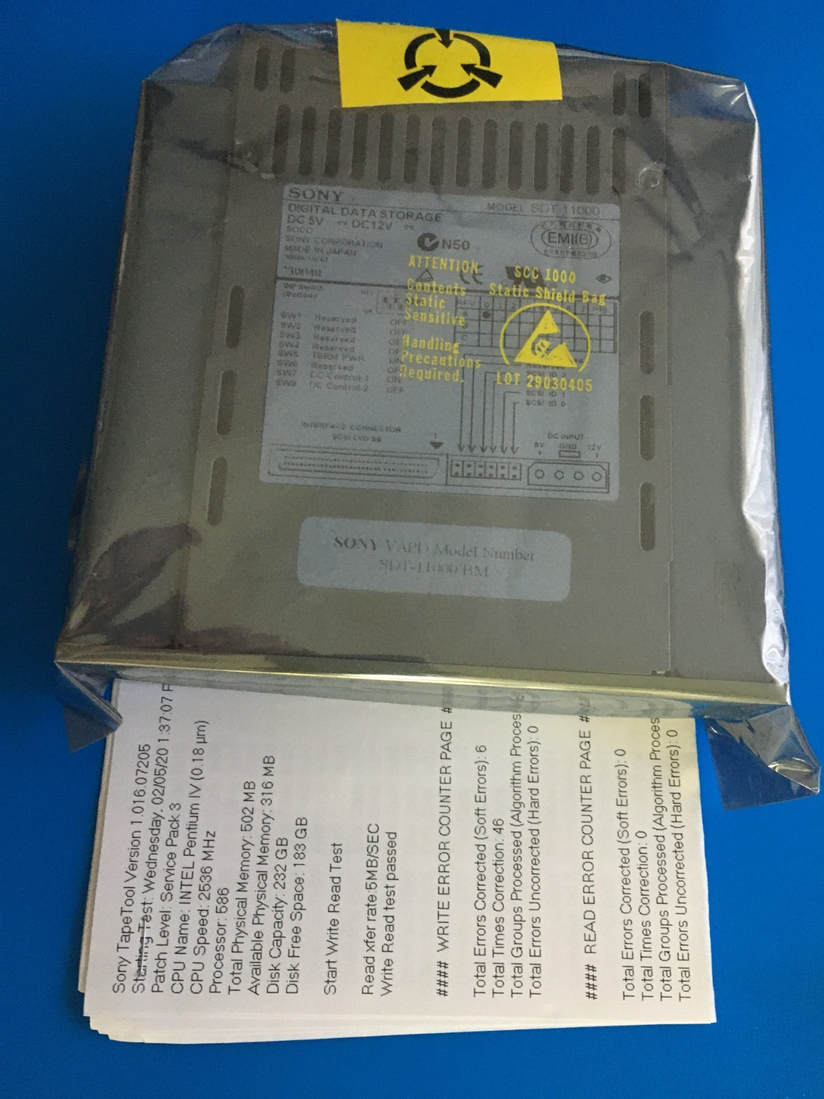 Sony SDT-11000 DAT/DDS4 20GB/40GB 5.25" Internal SCSI LVD Beige DELL Tape Drive.