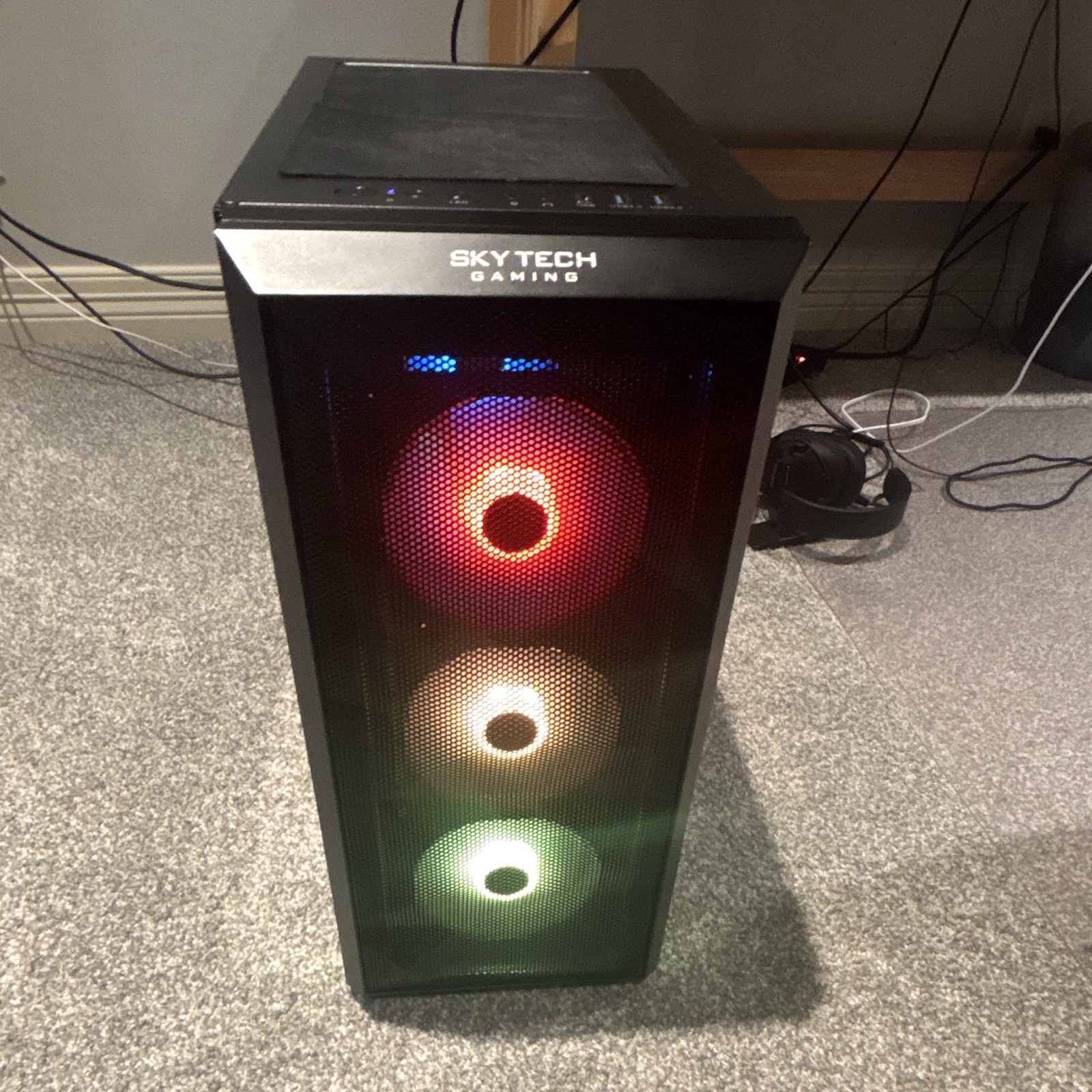 Skytech Chronos Mini Gaming PC Towering Performance MSI Mech RX 6600 16GB RAM 1T