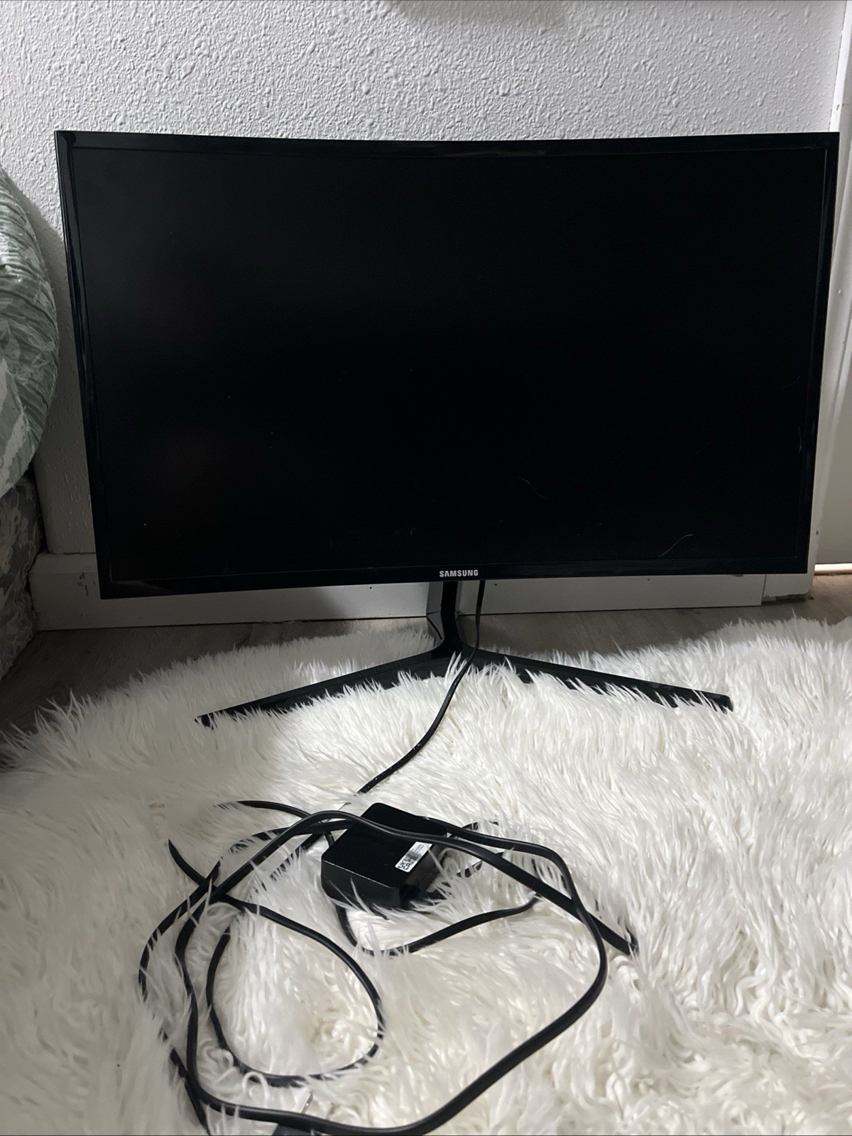 *Excellent* Samsung C27F398FWN 27" CF398 FHD 1080P 60Hz Curved FreeSync Monitor