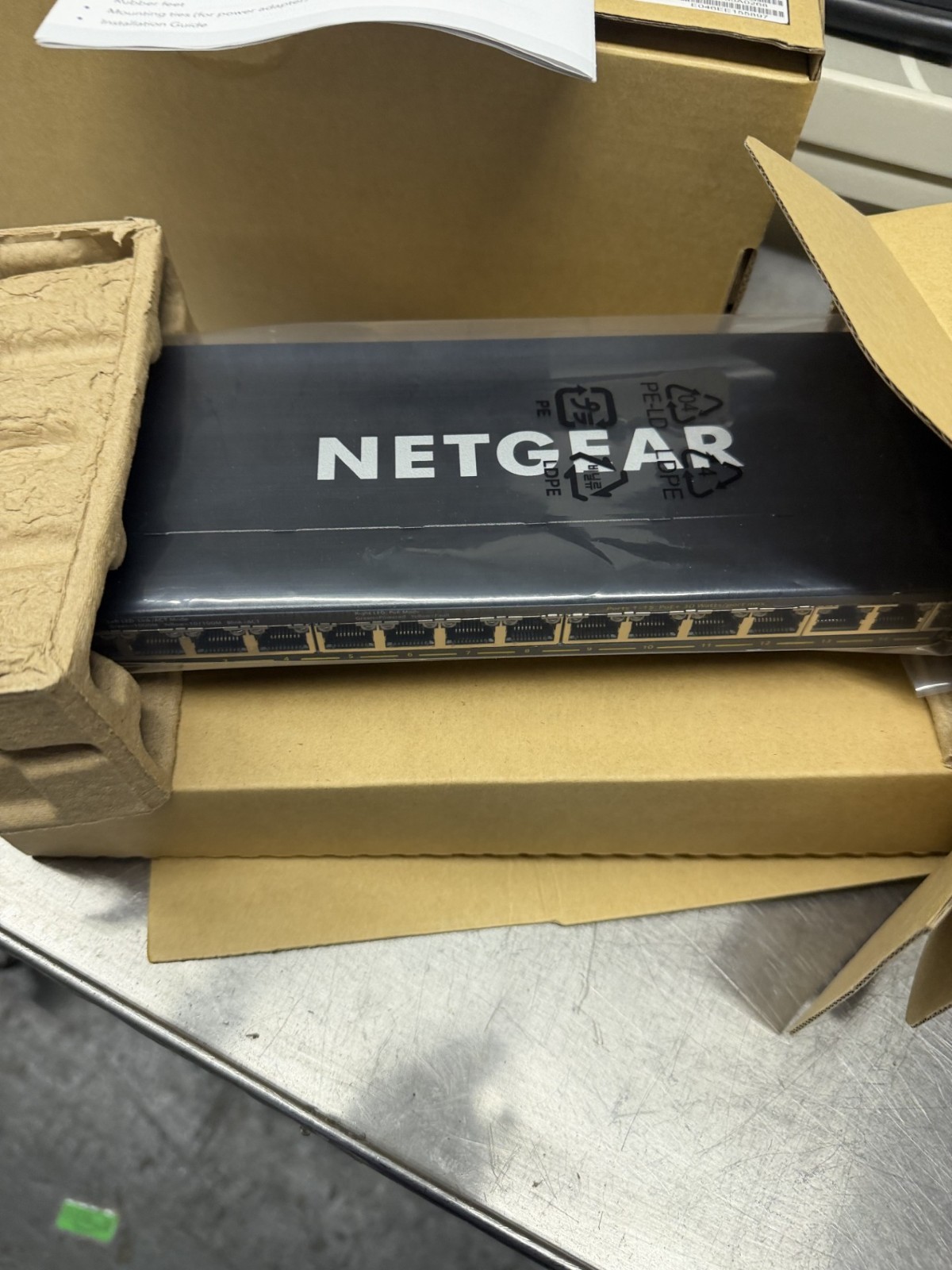 NETGEAR GS316EPP-100NAS 16-PORT HIGH-POWER PoE+ GIGABIT ETHERTNET PLUS SWICHT