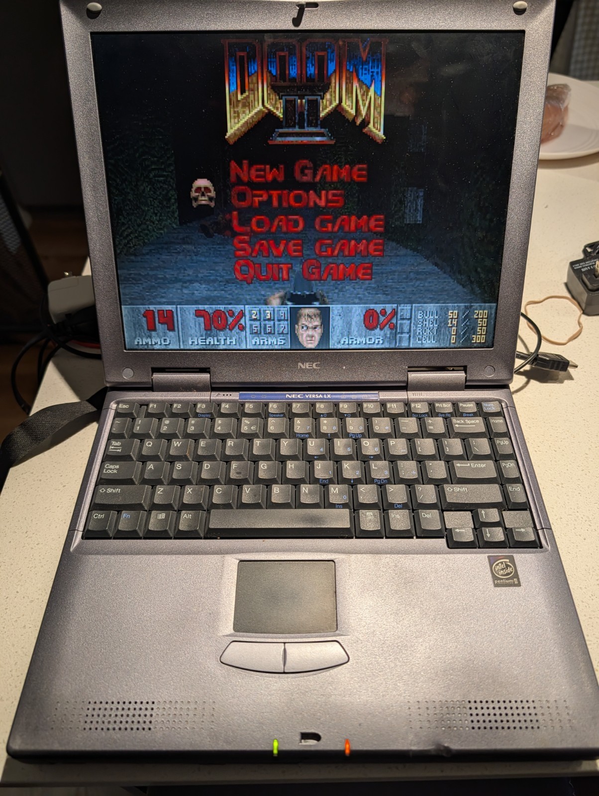 Vintage Rare Laptop NEC Versa LX. Pentium II 233, 128Mb Ram, 4Gb HDD. Windows...
