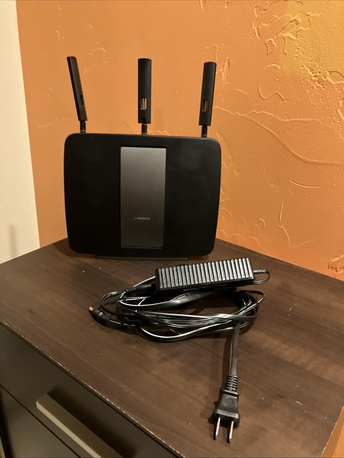 Linksys Router (EA9200)