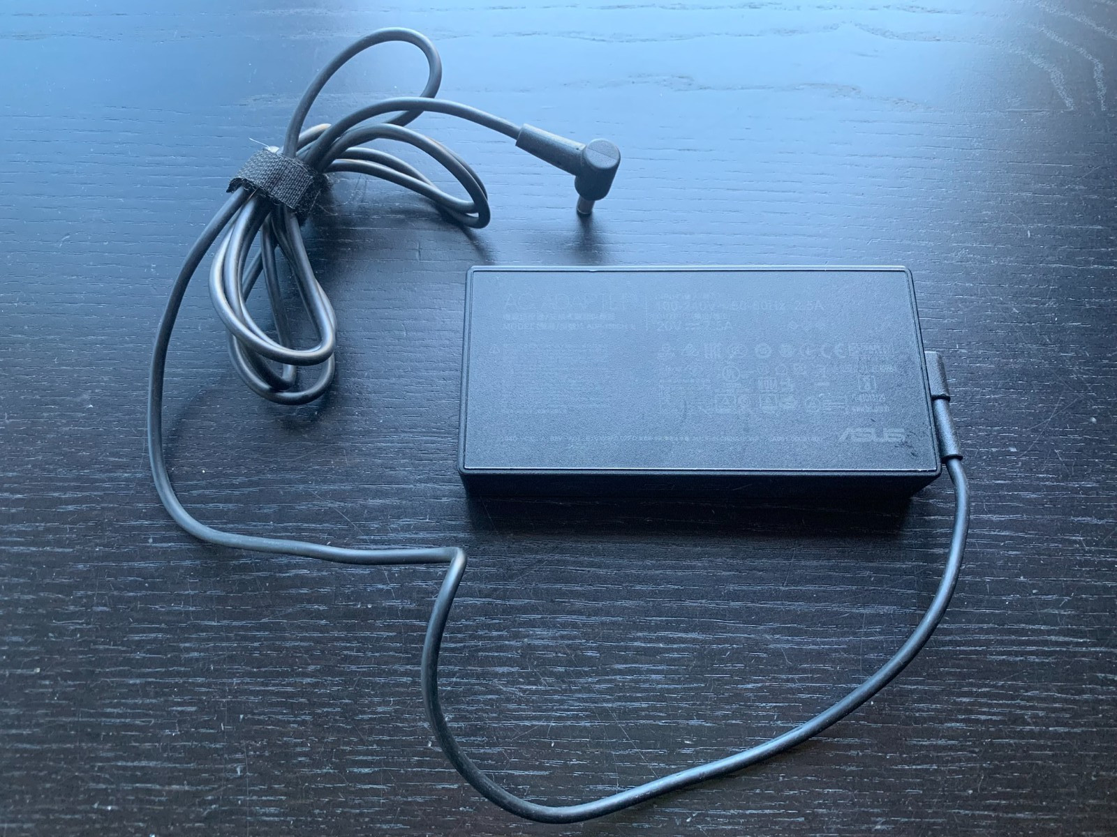 ASUS AC ADAPTER 20V 150W FX506LI-BI5N5 (GRD B)(FB18) 0A001-00081400 ADP-150CH B