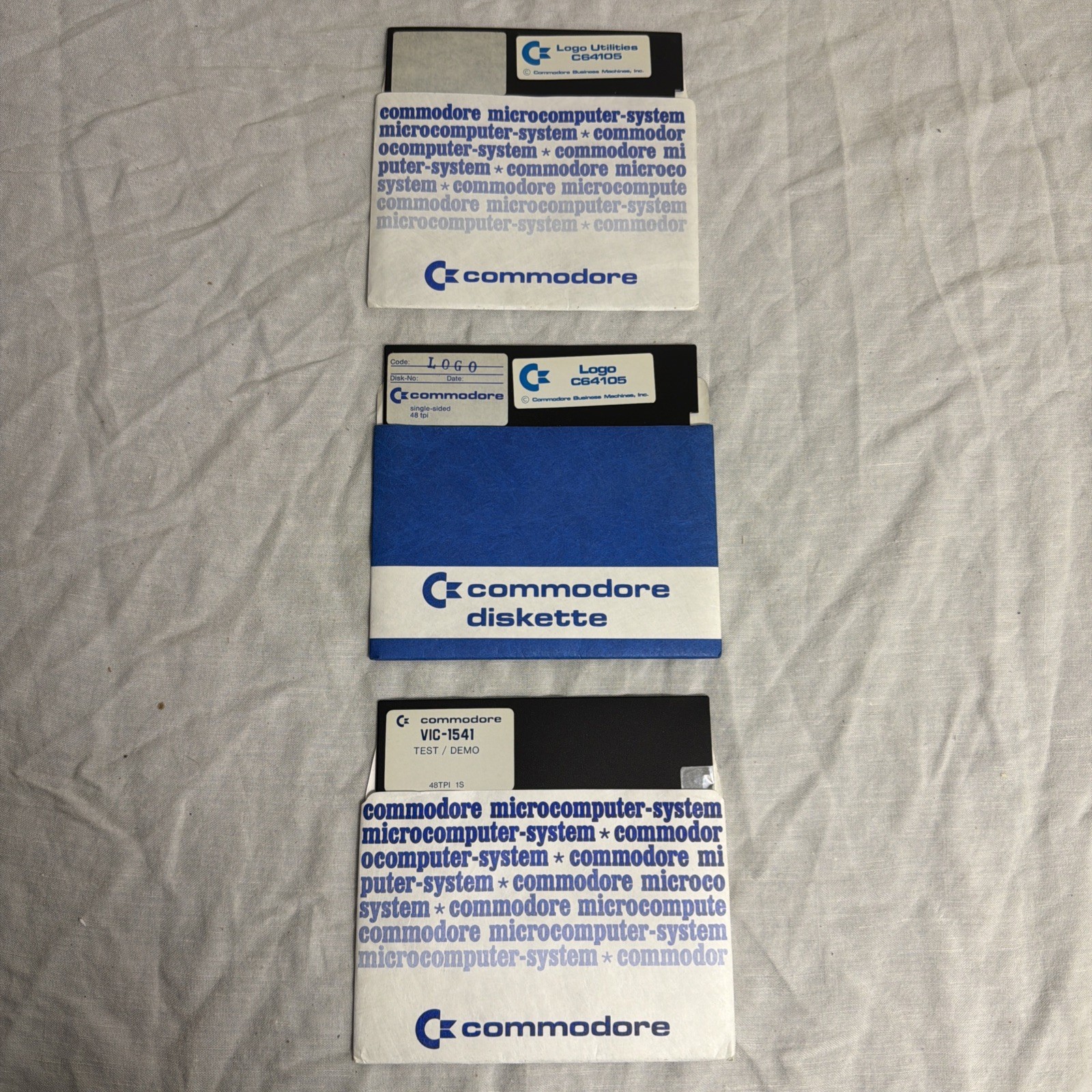 Commodore Floppy Disk Diskette Software Vic 1541 Logo Utilities Logo Game